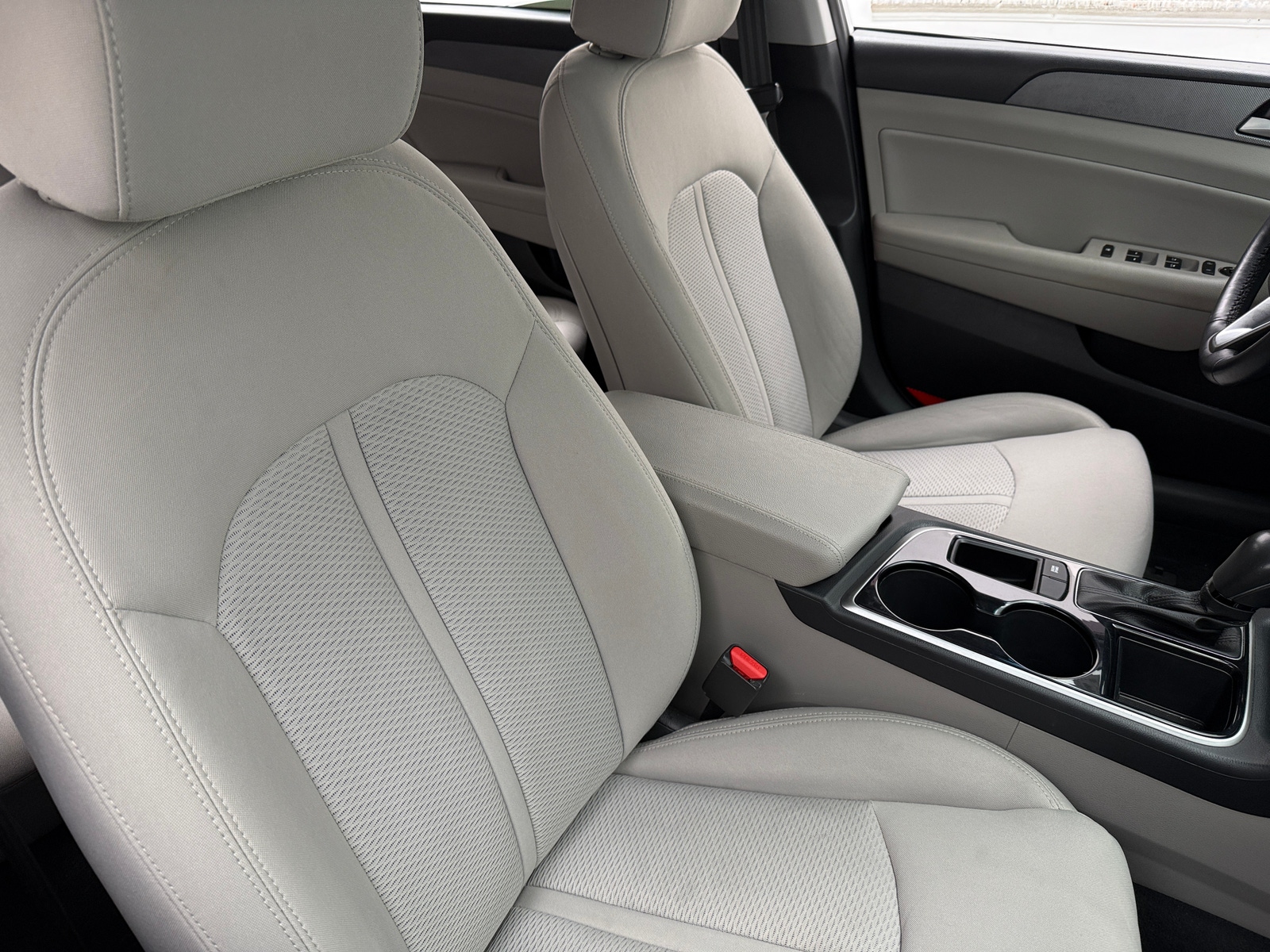 Thumbnail: 2019 Hyundai Sonata - 2
