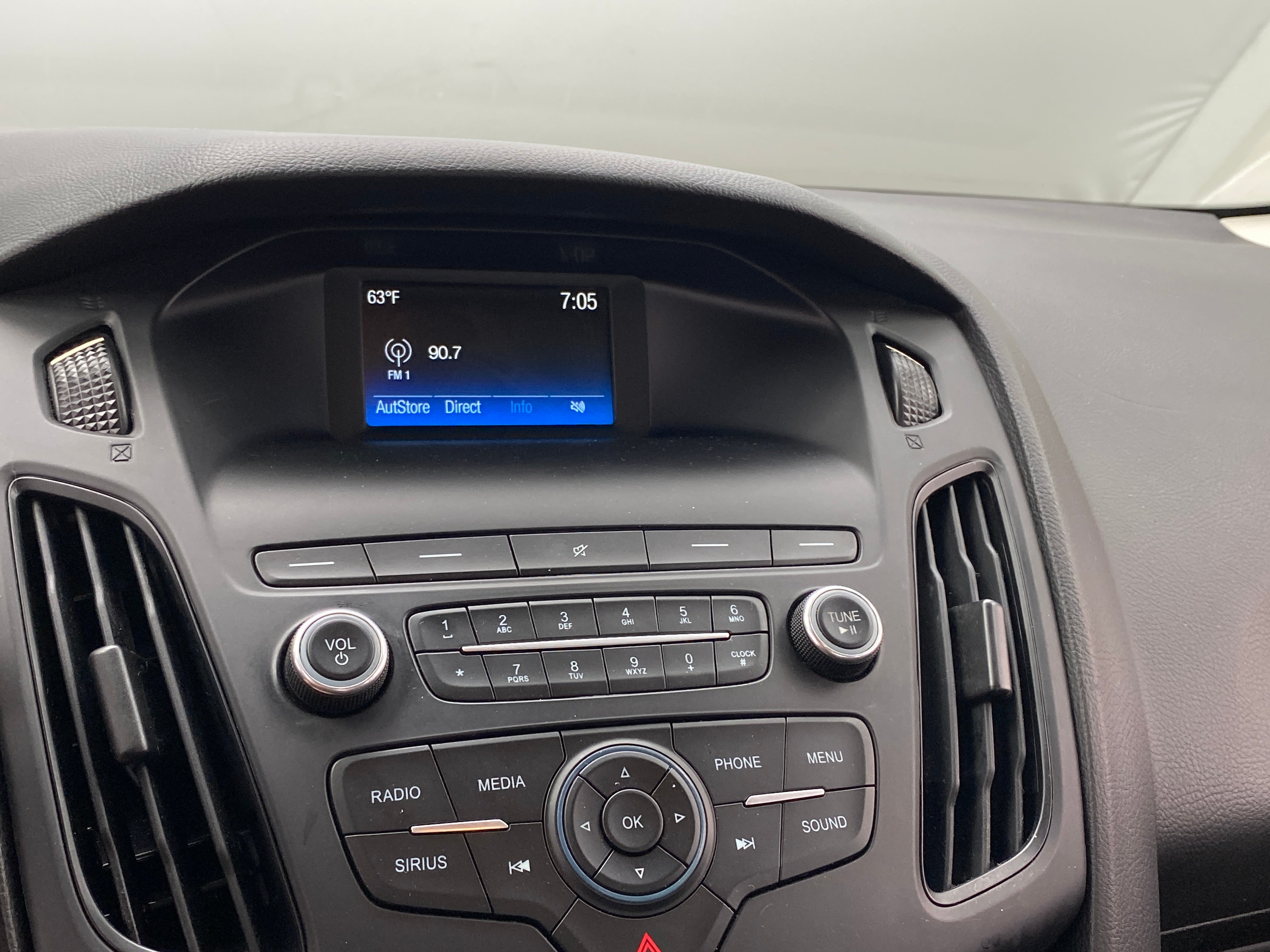 2018 Ford Focus SE 4