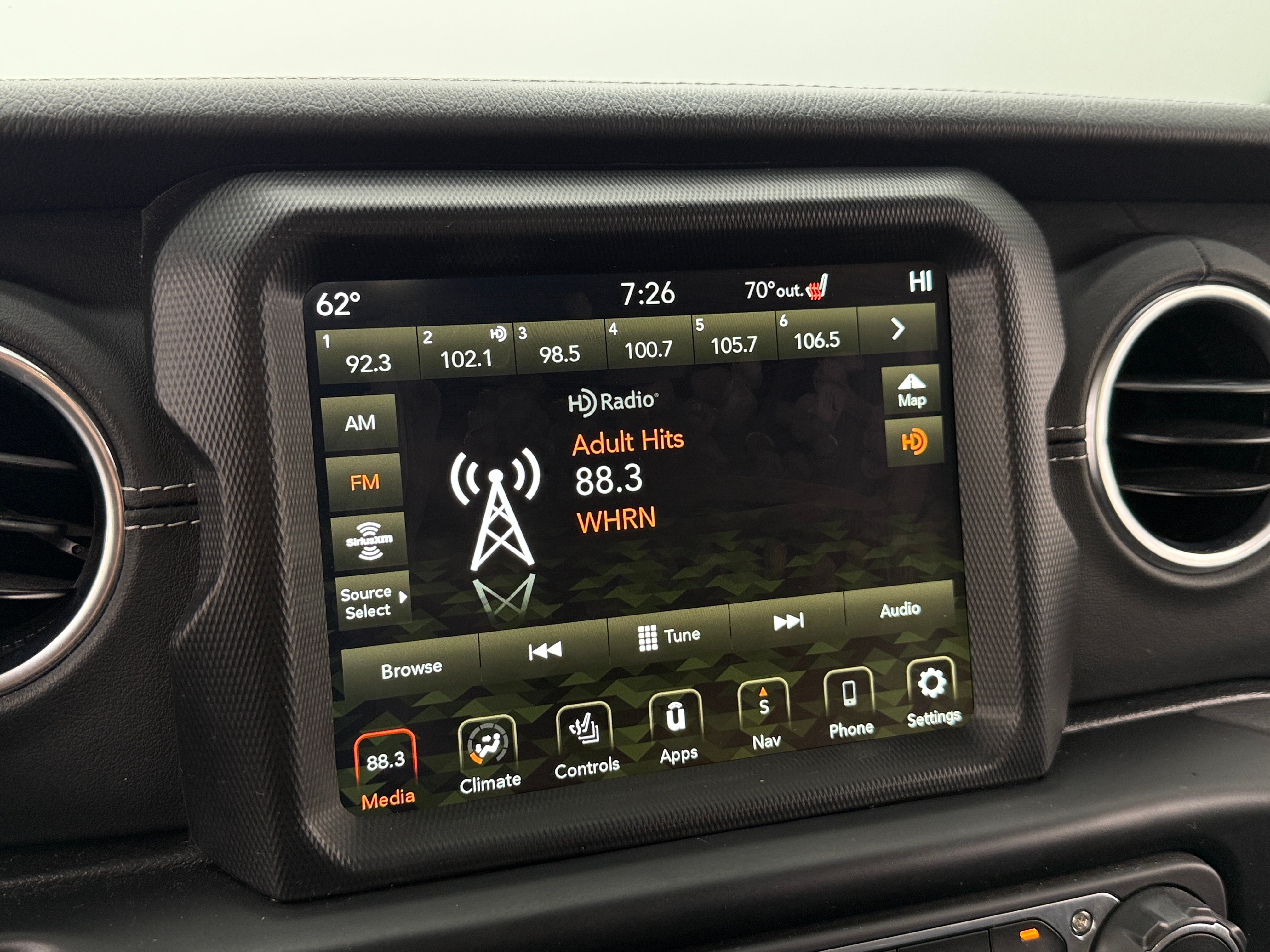 2022 Jeep Wrangler Unlimited Sahara 4xe 3