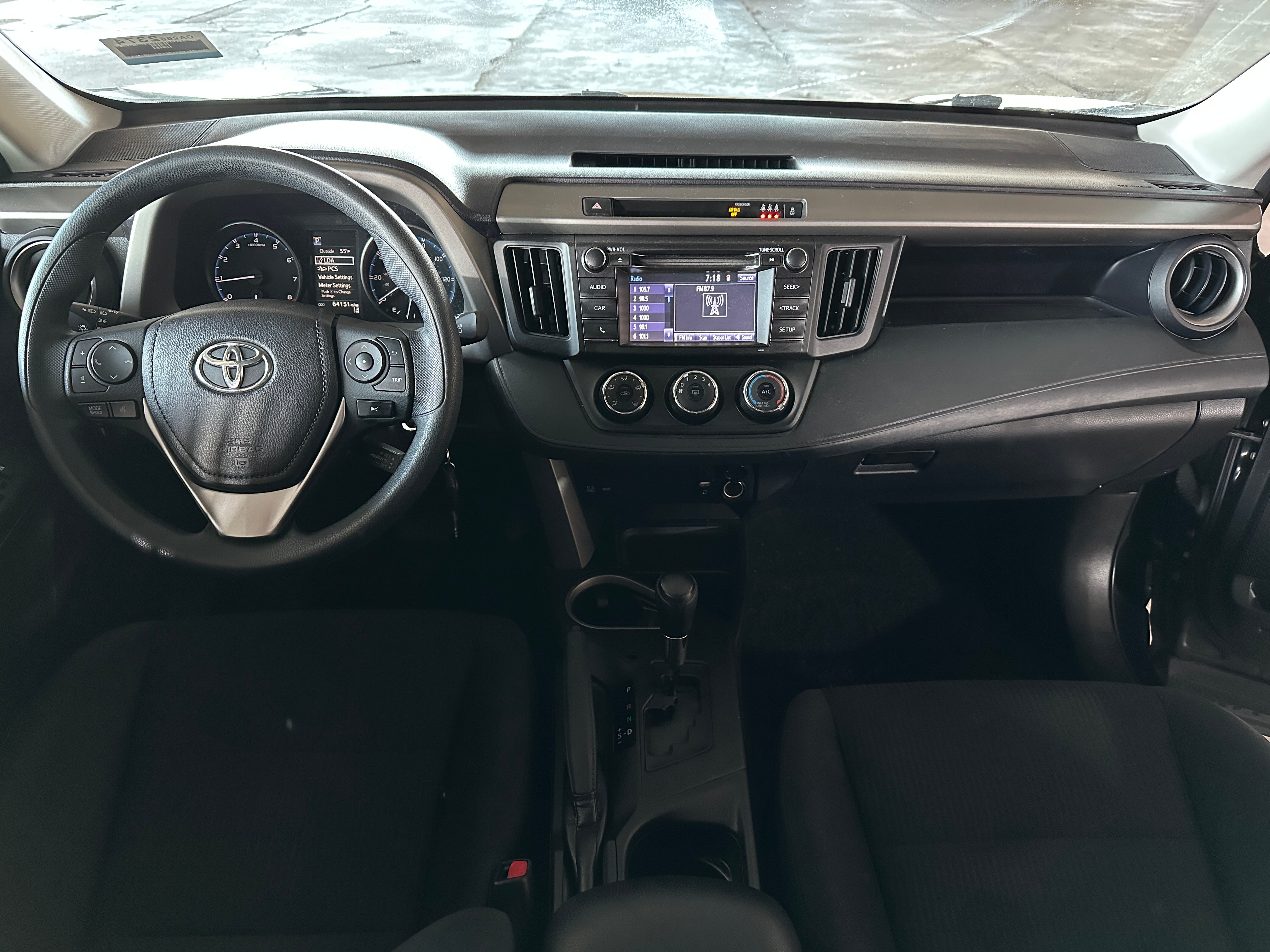 2017 Toyota RAV4 LE 3