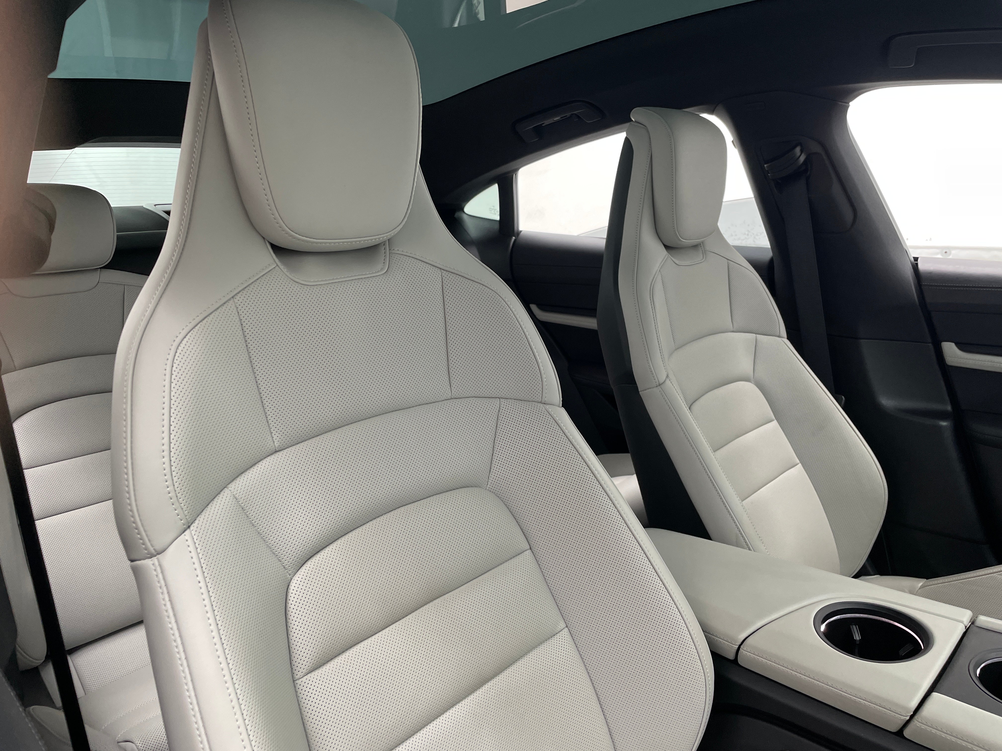 2022 Porsche Taycan 4S 2
