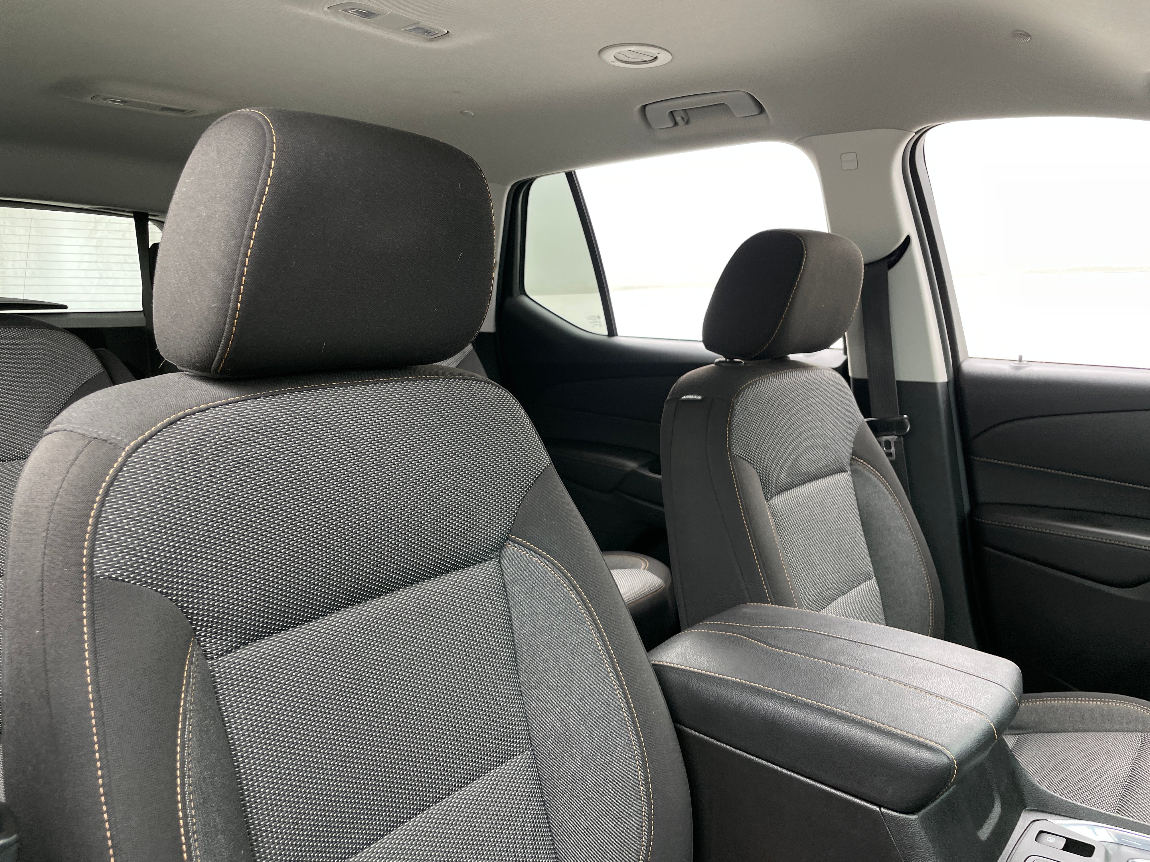 2018 Chevrolet Traverse LT 2