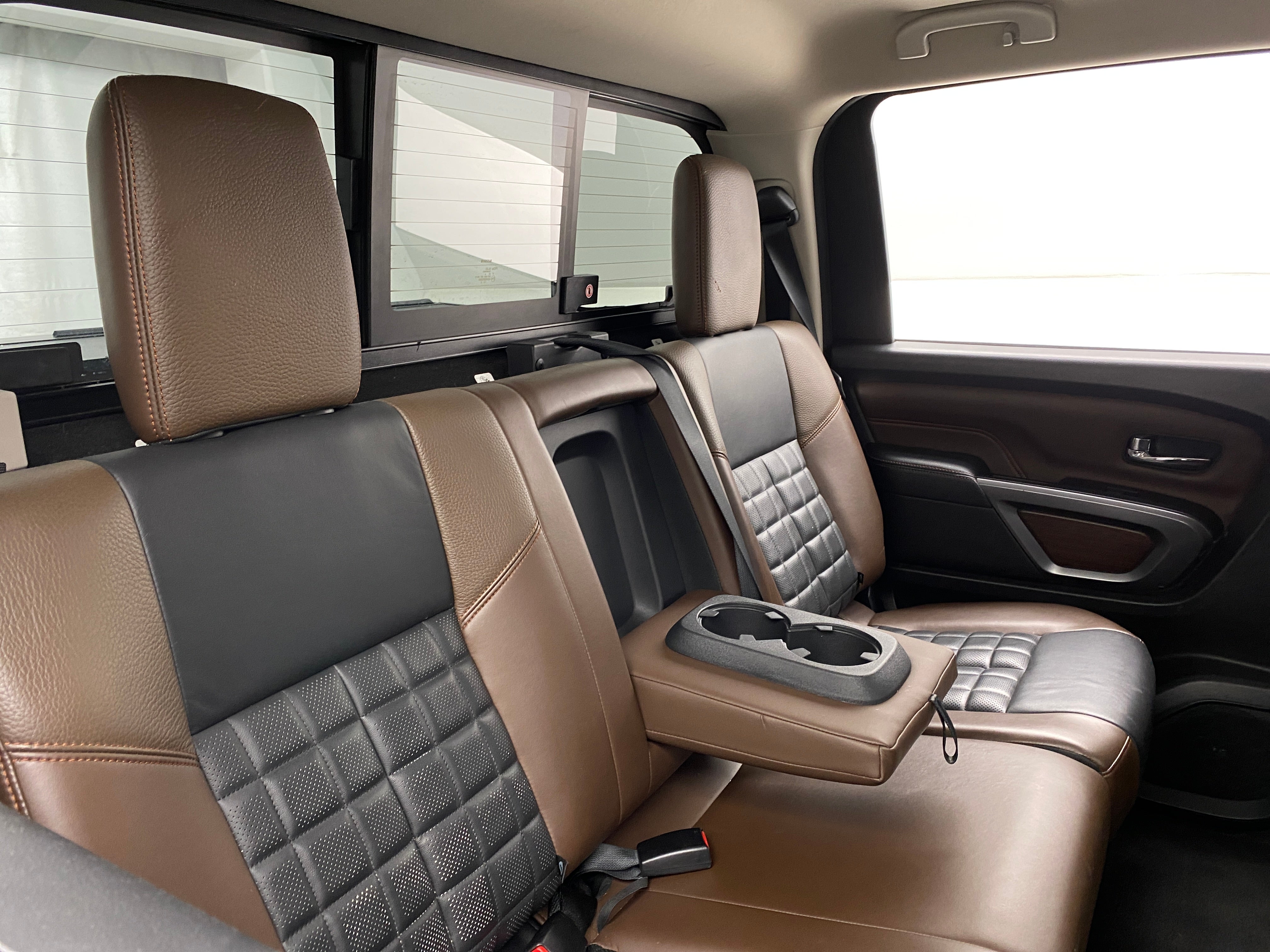 2017 Nissan Titan Platinum Reserve 5