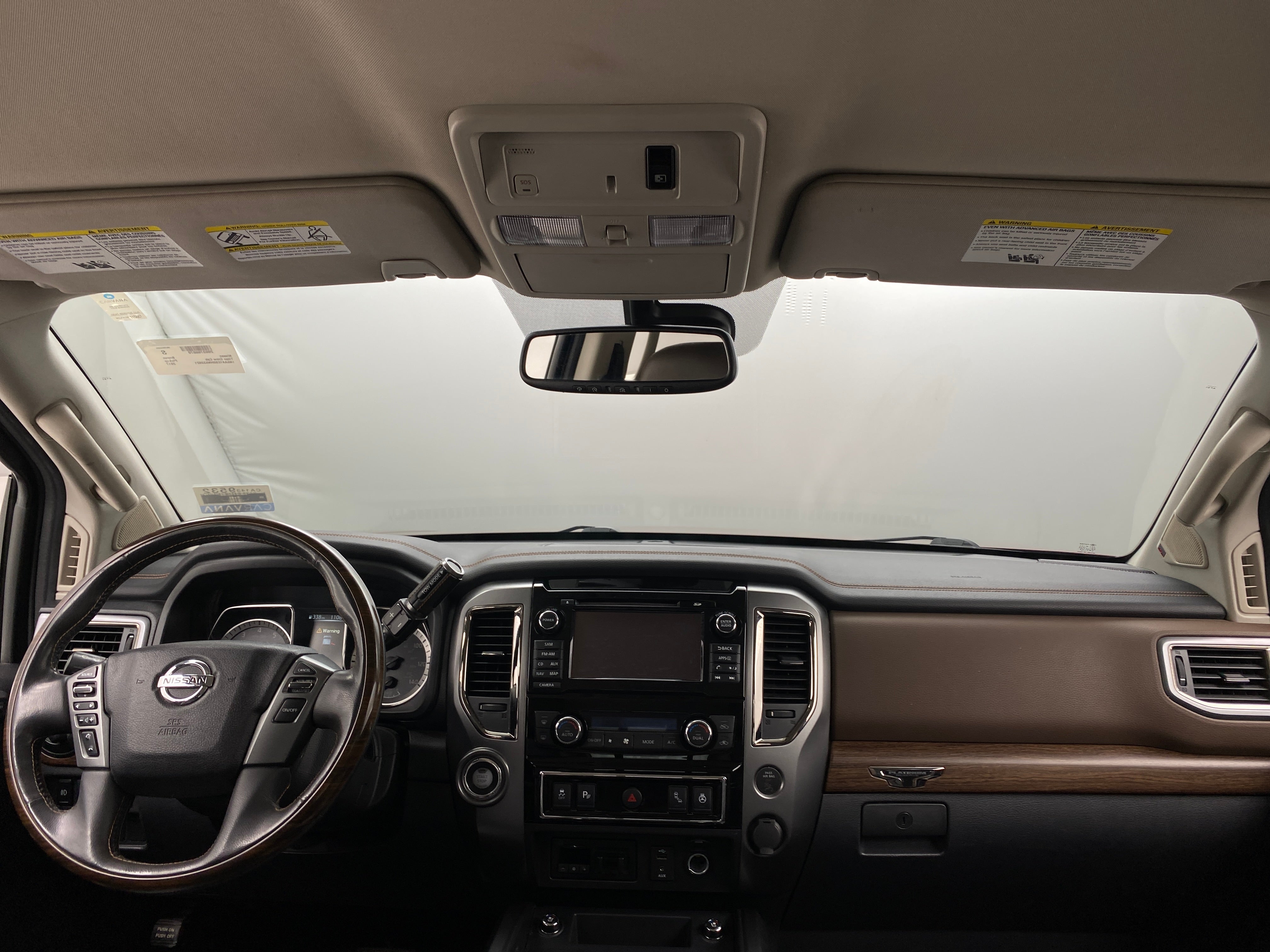 2017 Nissan Titan Platinum Reserve 2