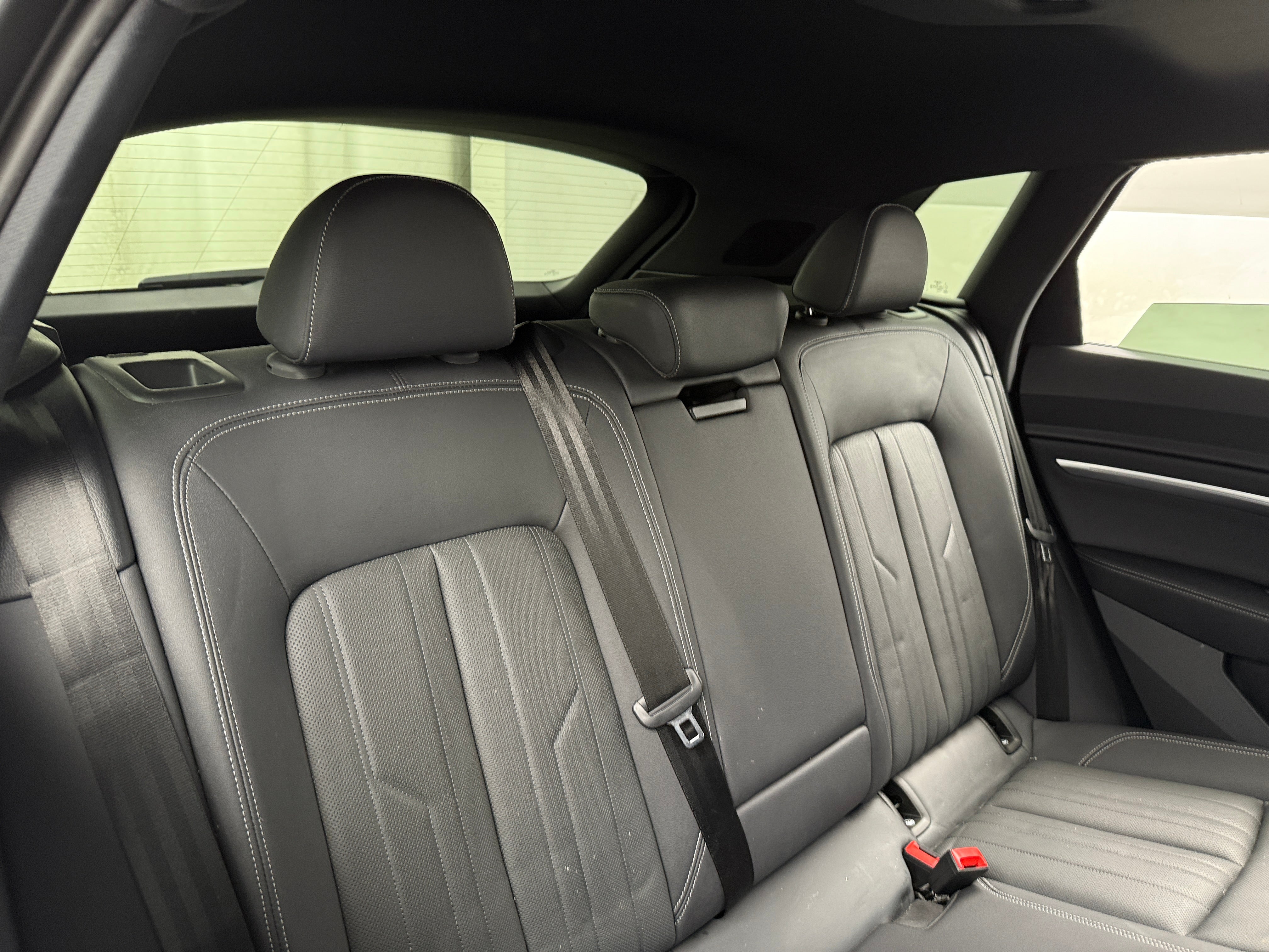 2022 Audi e-tron Premium Plus 5