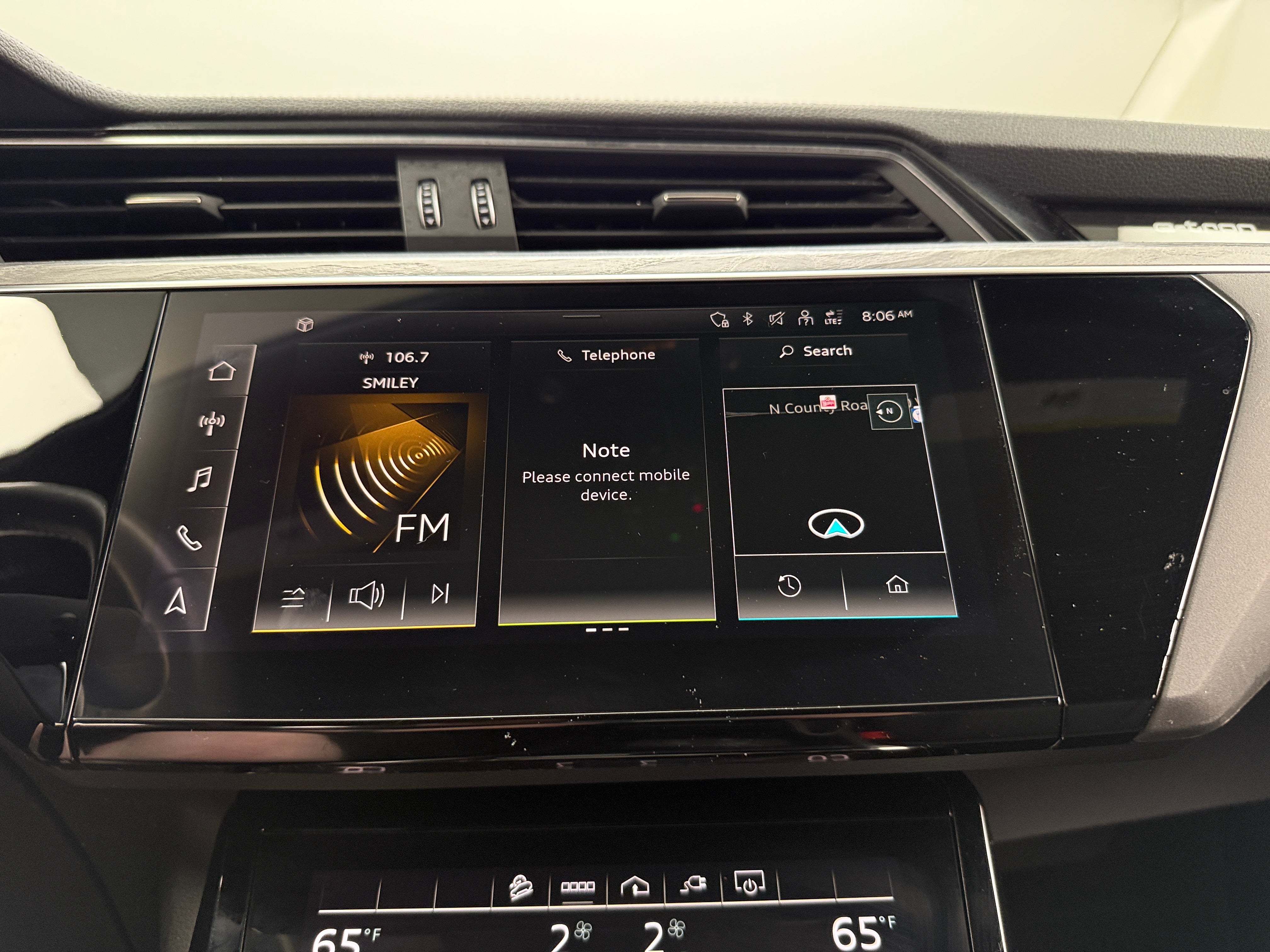 2022 Audi e-tron Premium Plus 3