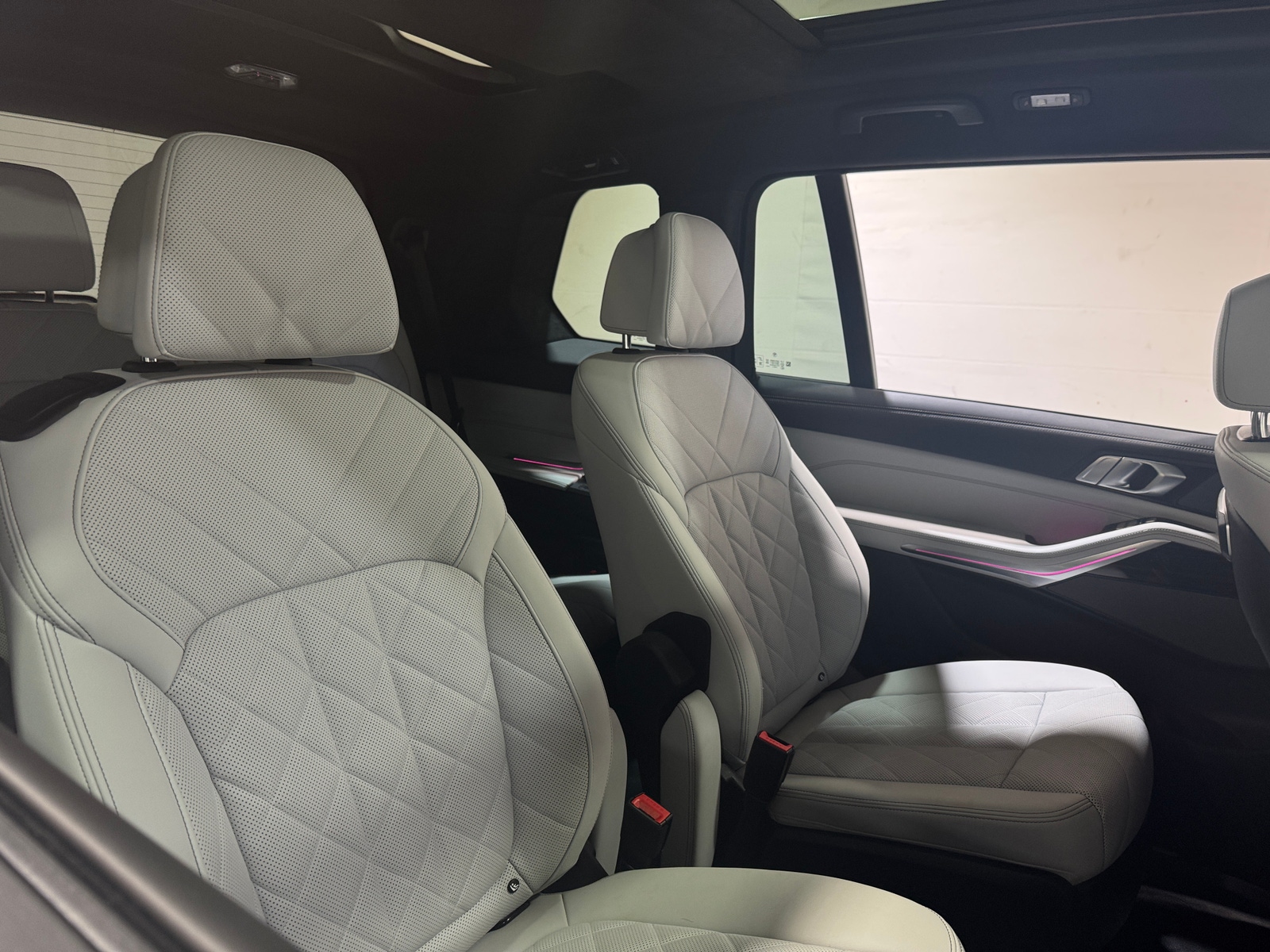 Thumbnail: 2024 BMW X7 - 5