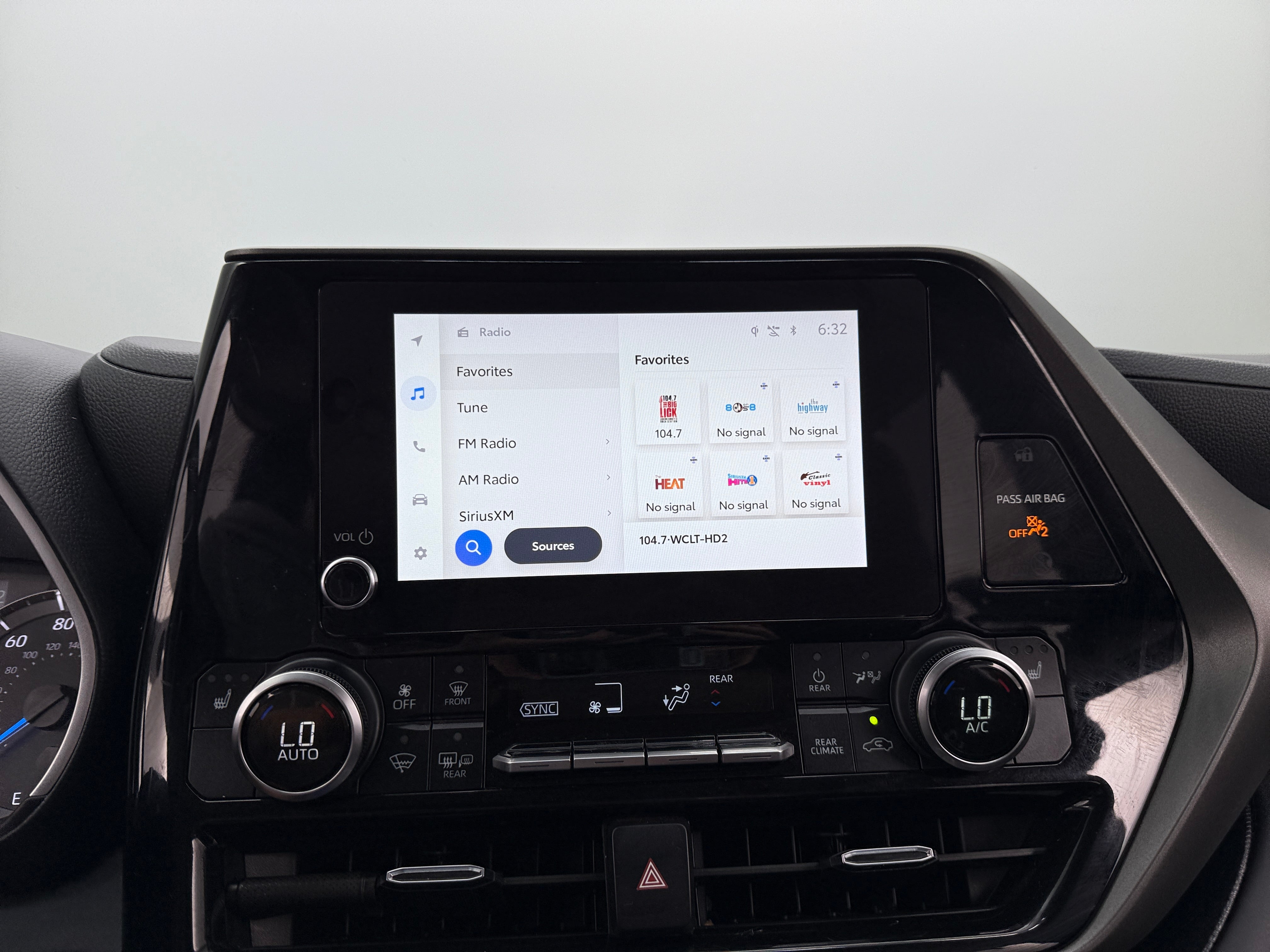 2024 Toyota Highlander XLE 3