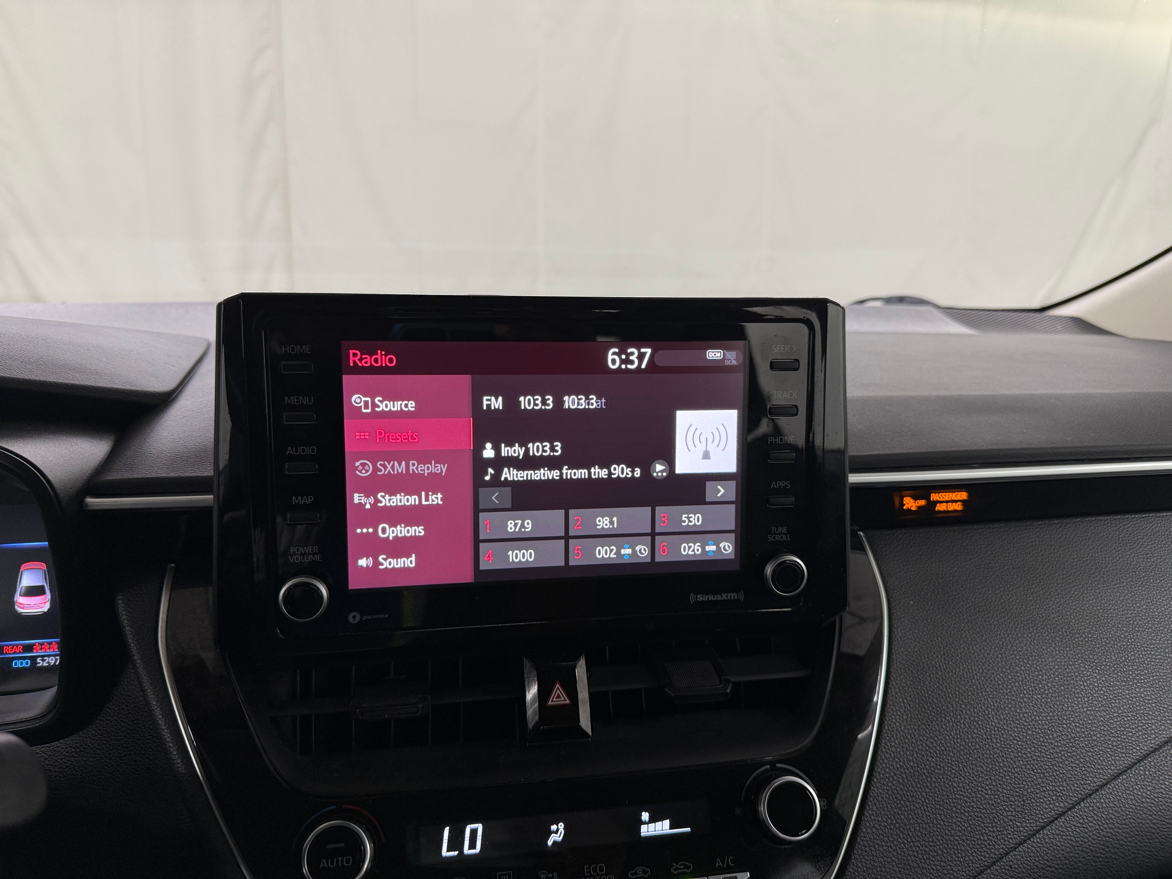 2022 Toyota Corolla LE 4