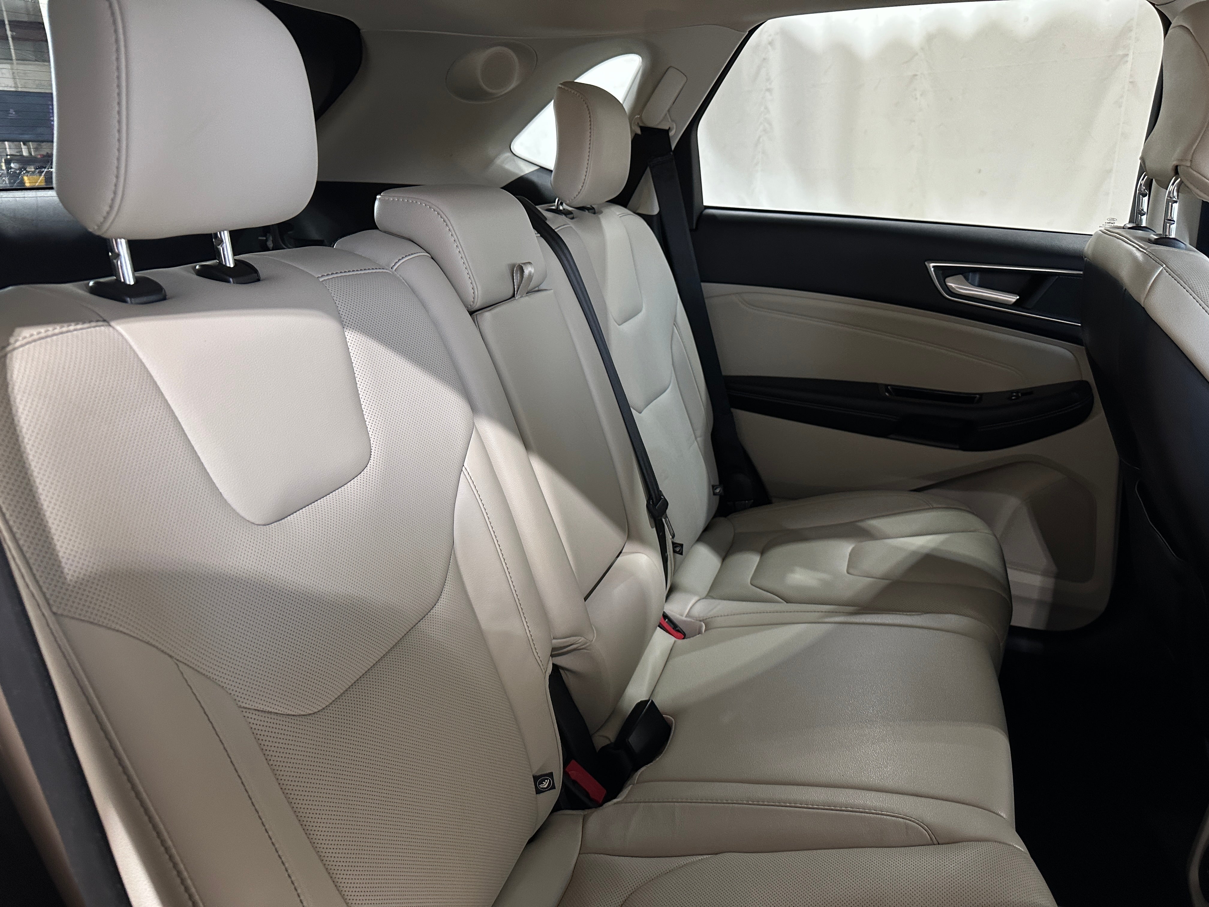 2017 Ford Edge Titanium 5