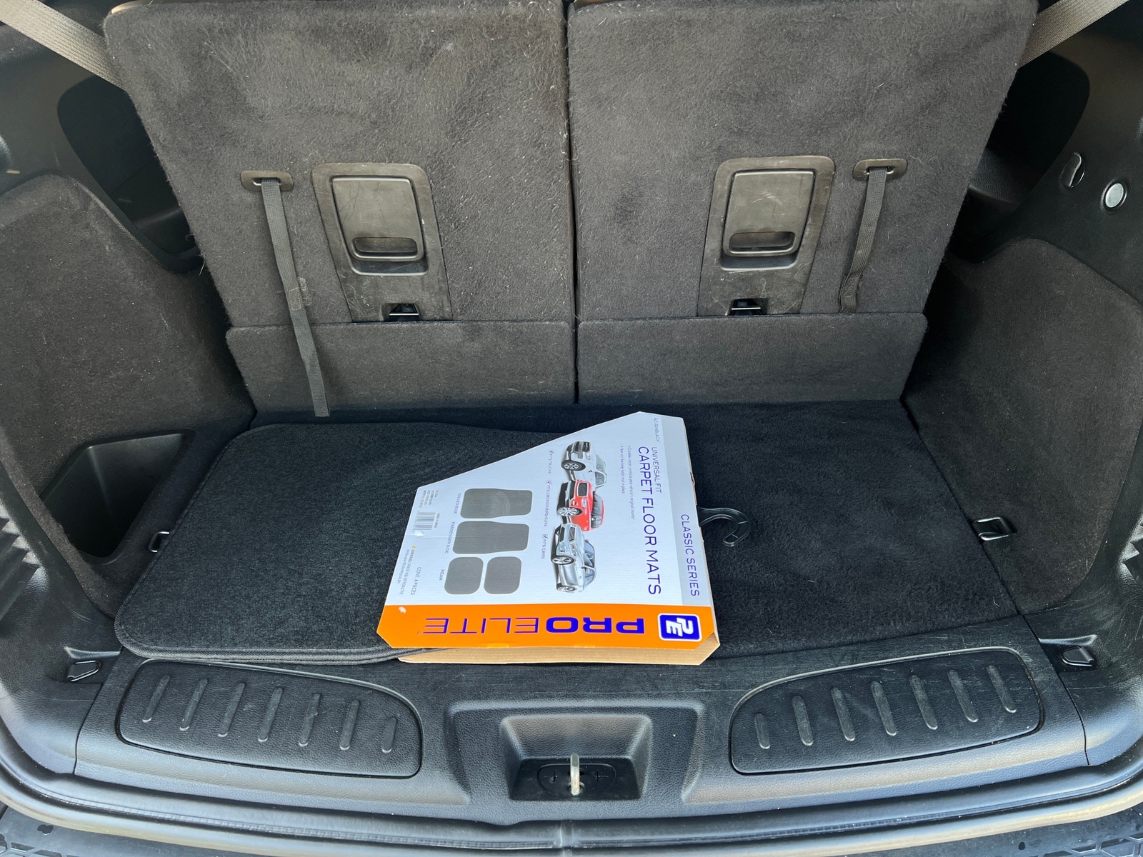 Thumbnail: 2019 Dodge Durango - 7