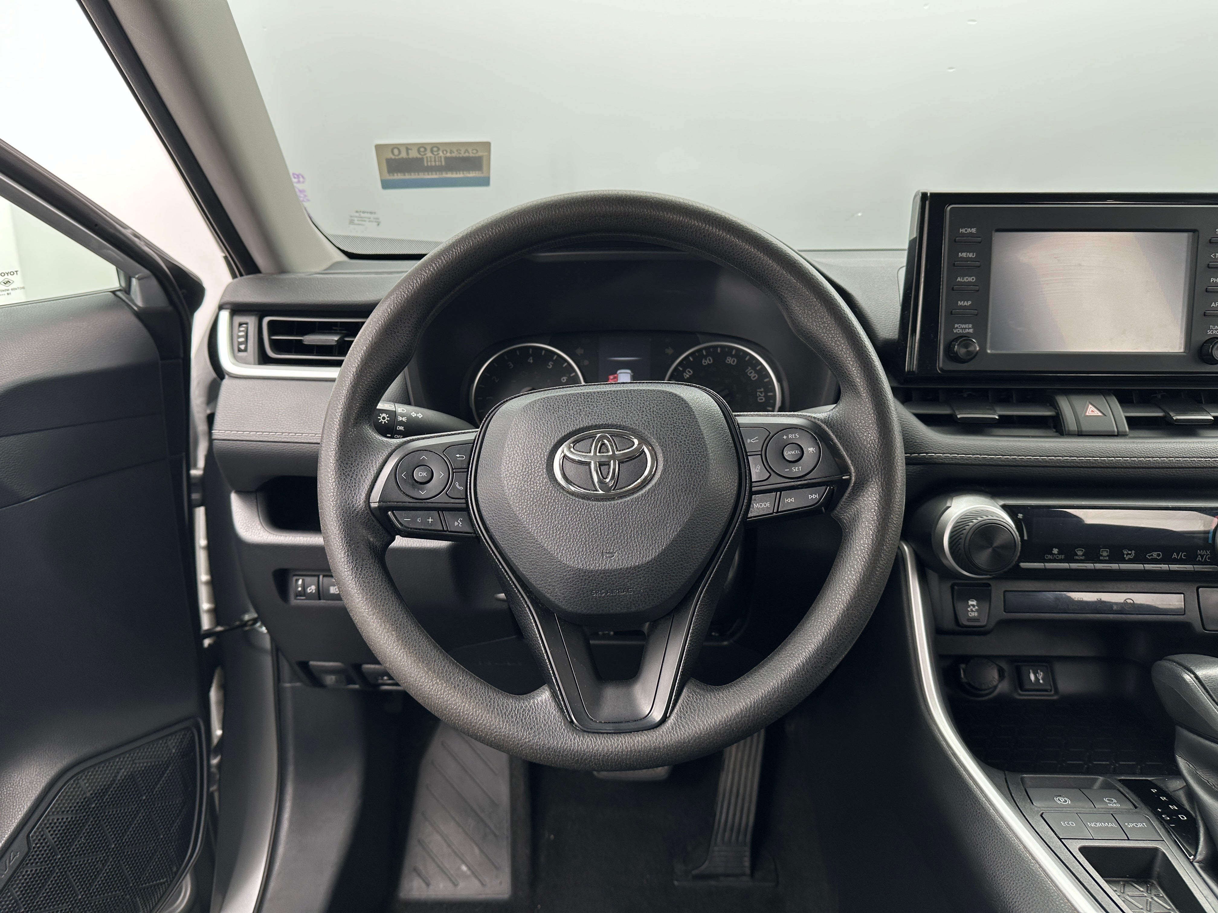 2019 Toyota RAV4 LE 5