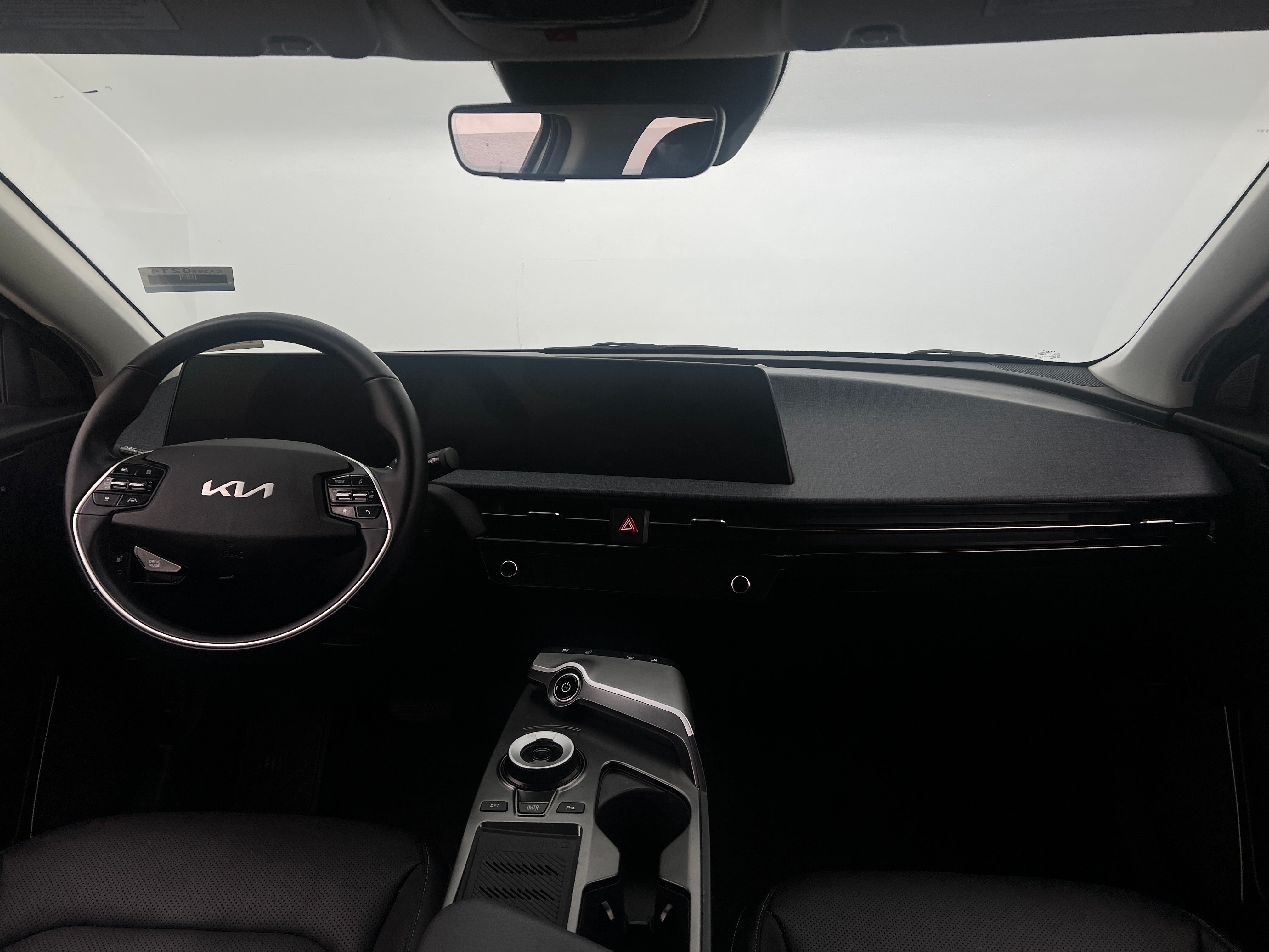 2023 Kia EV6 Wind 2