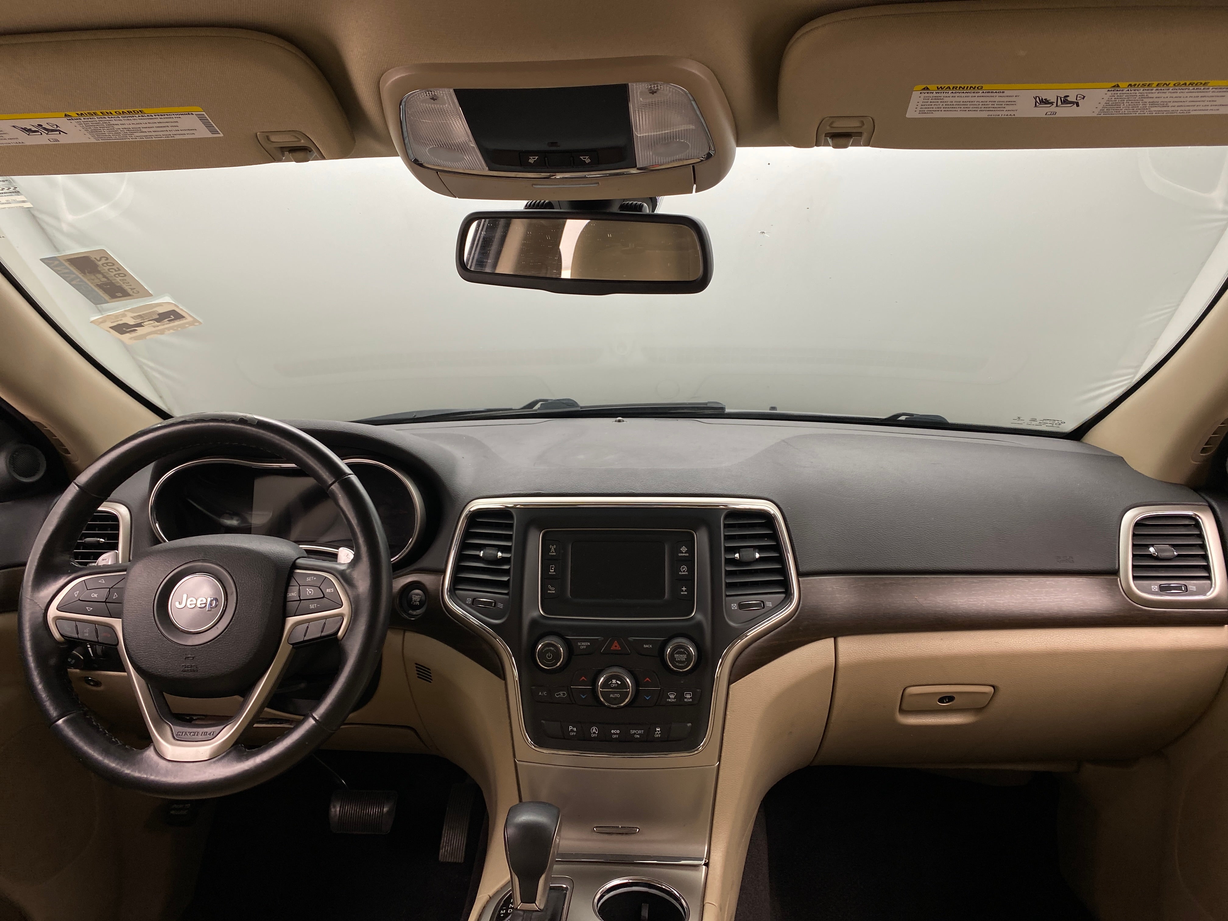 2016 Jeep Grand Cherokee Laredo 3