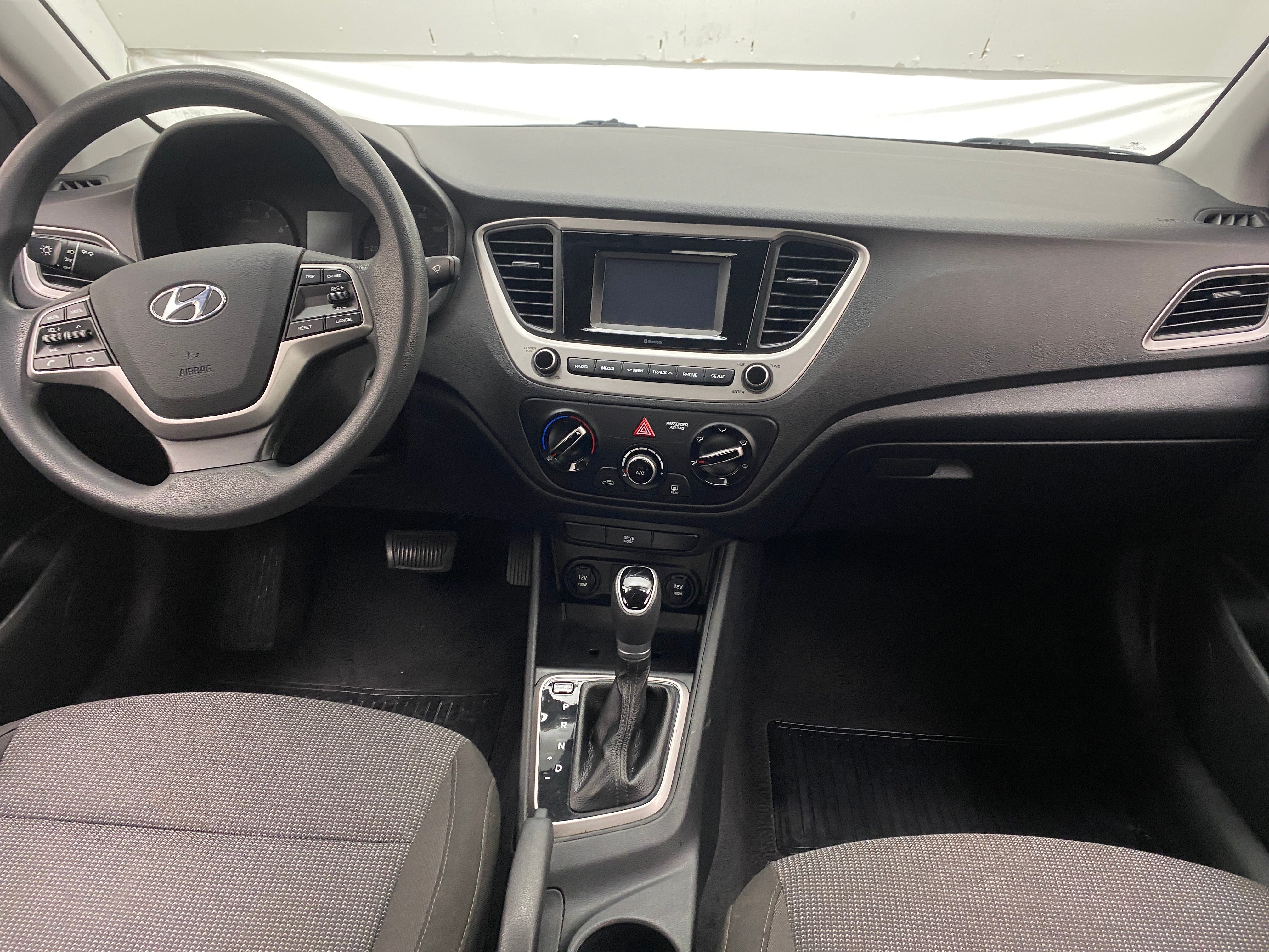 2019 Hyundai Accent SE 3
