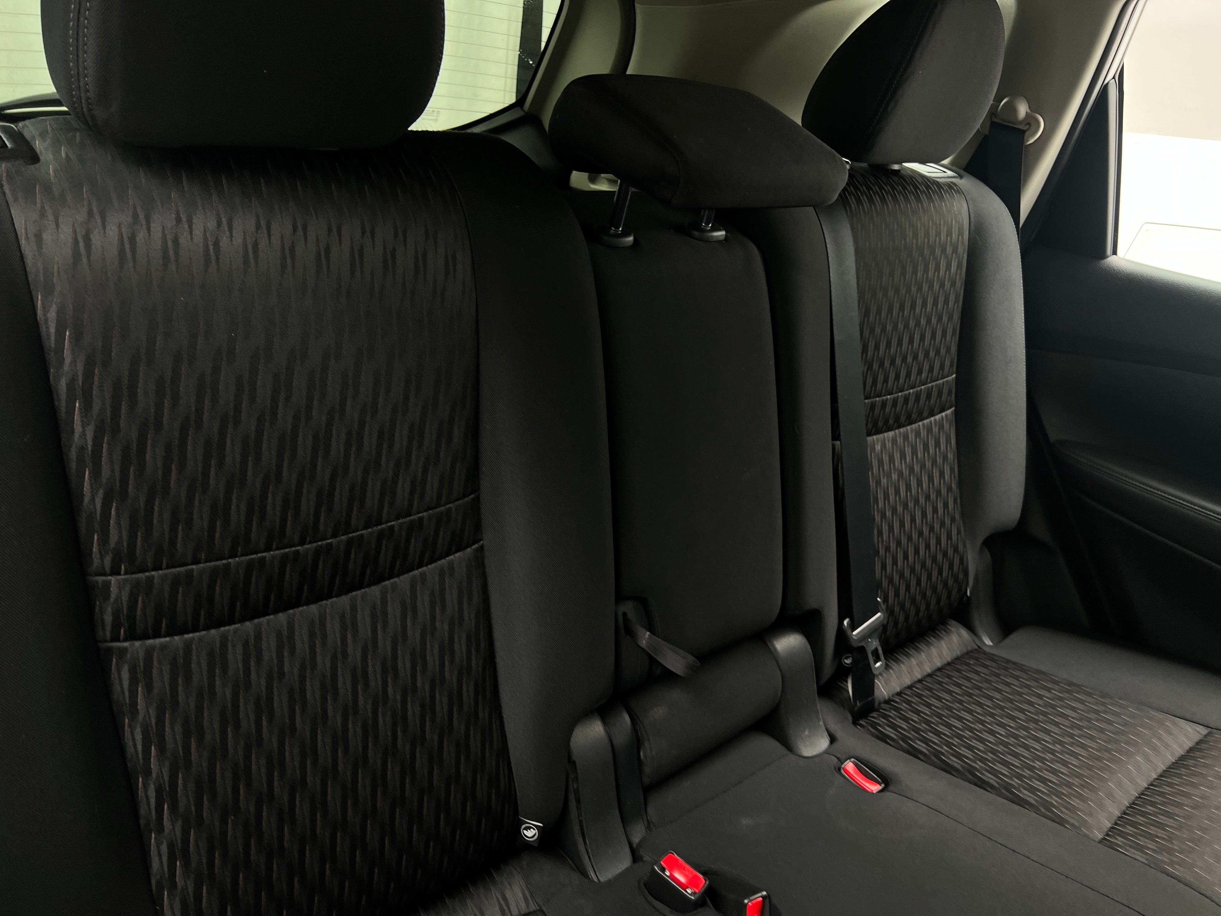 2017 Nissan Rogue S 6