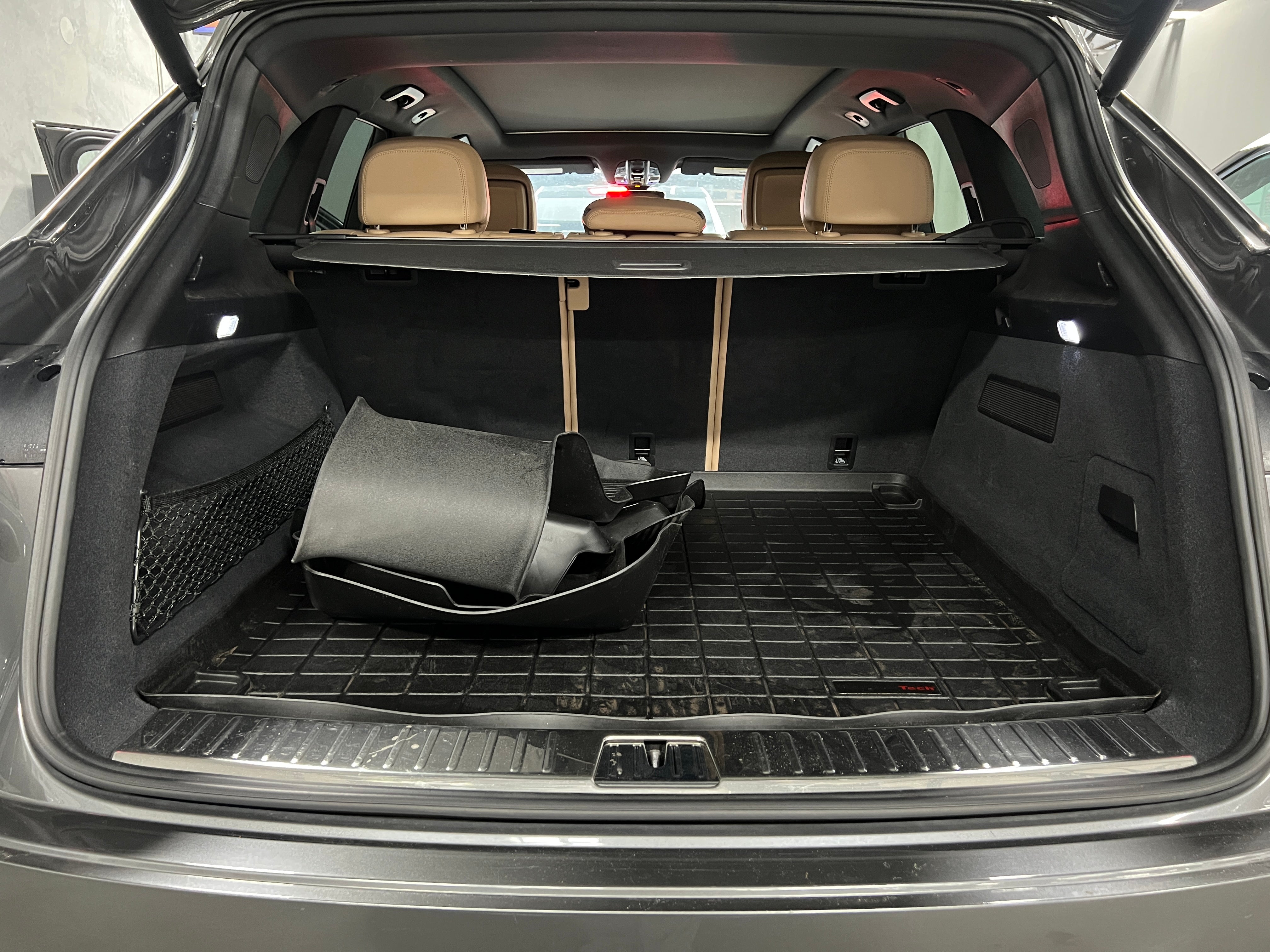 2019 Porsche Cayenne Base 6