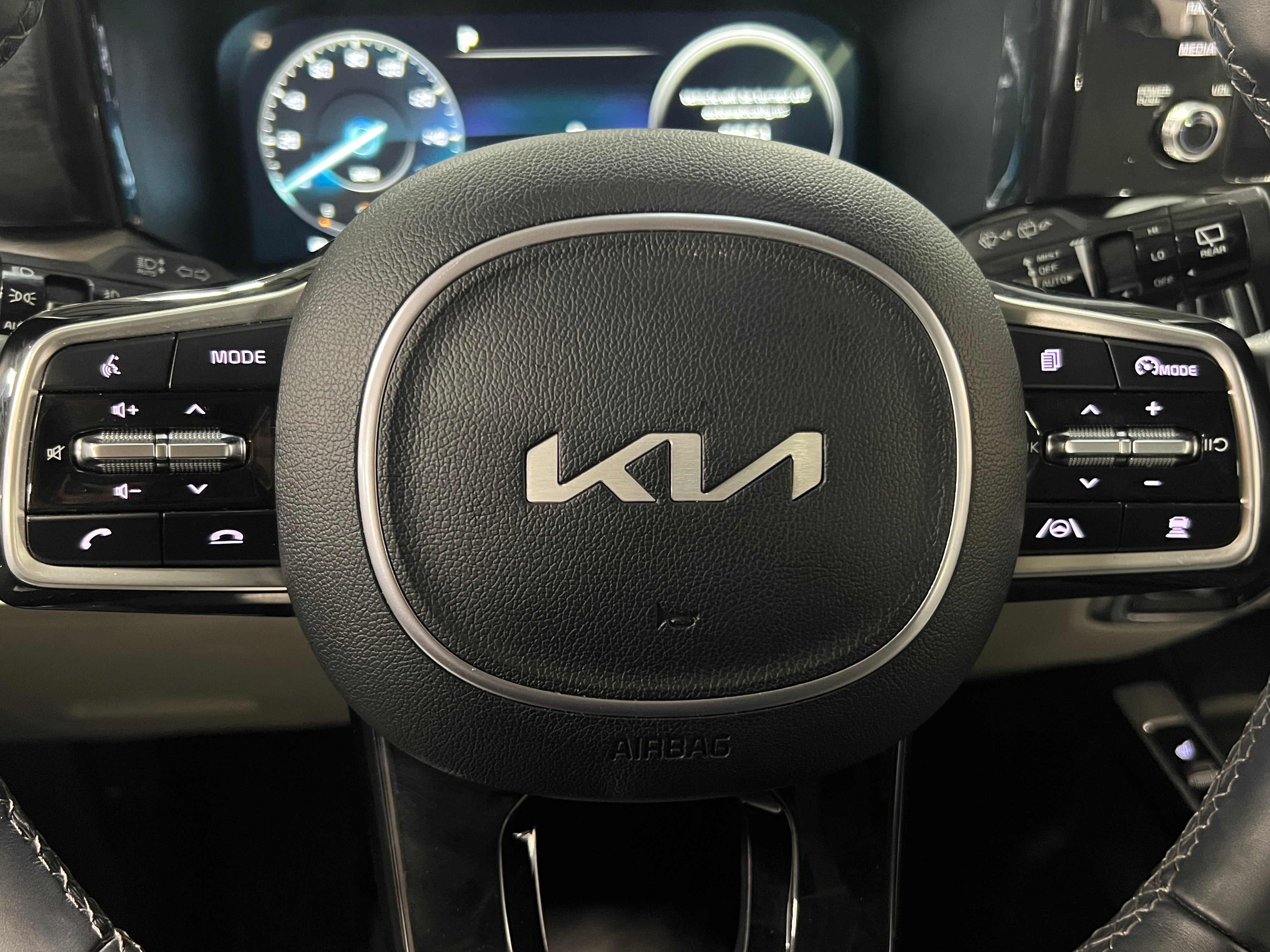 2023 Kia Sorento SX 4