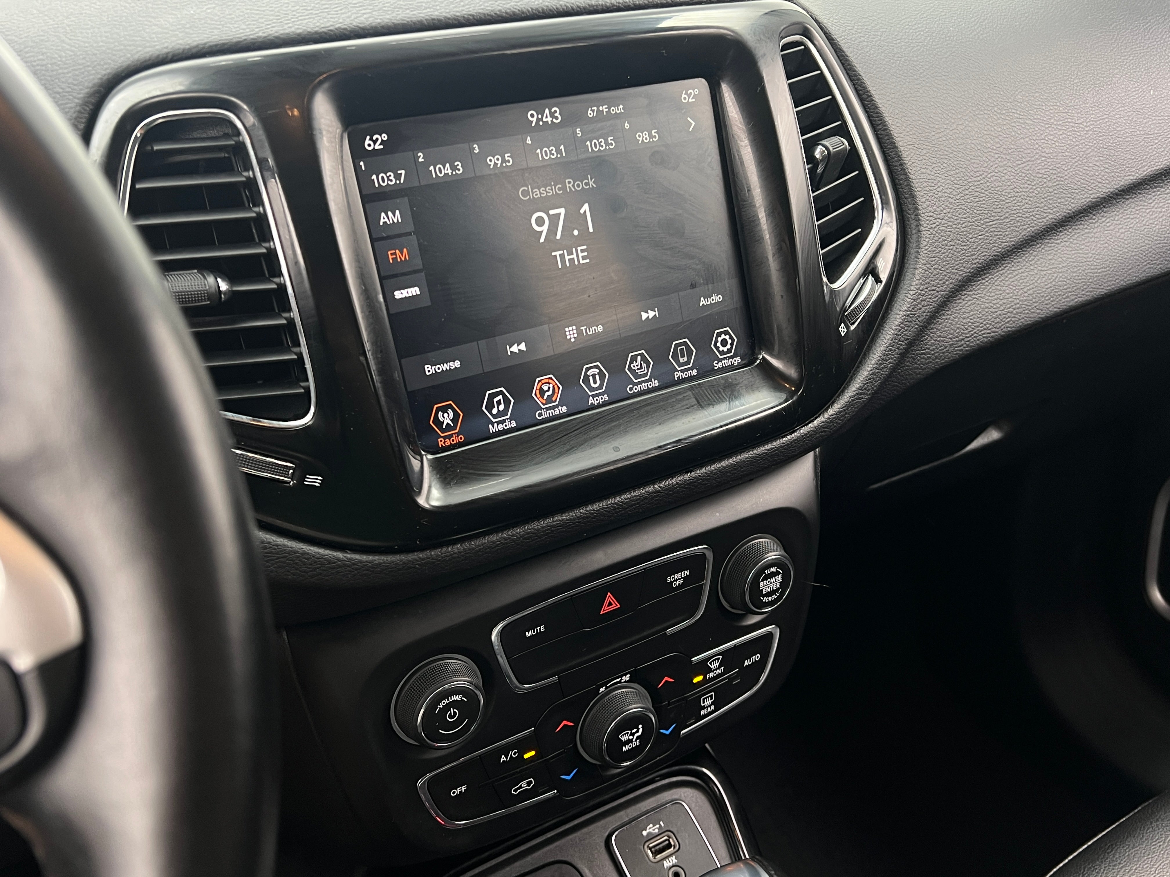 2021 Jeep Compass Altitude 3