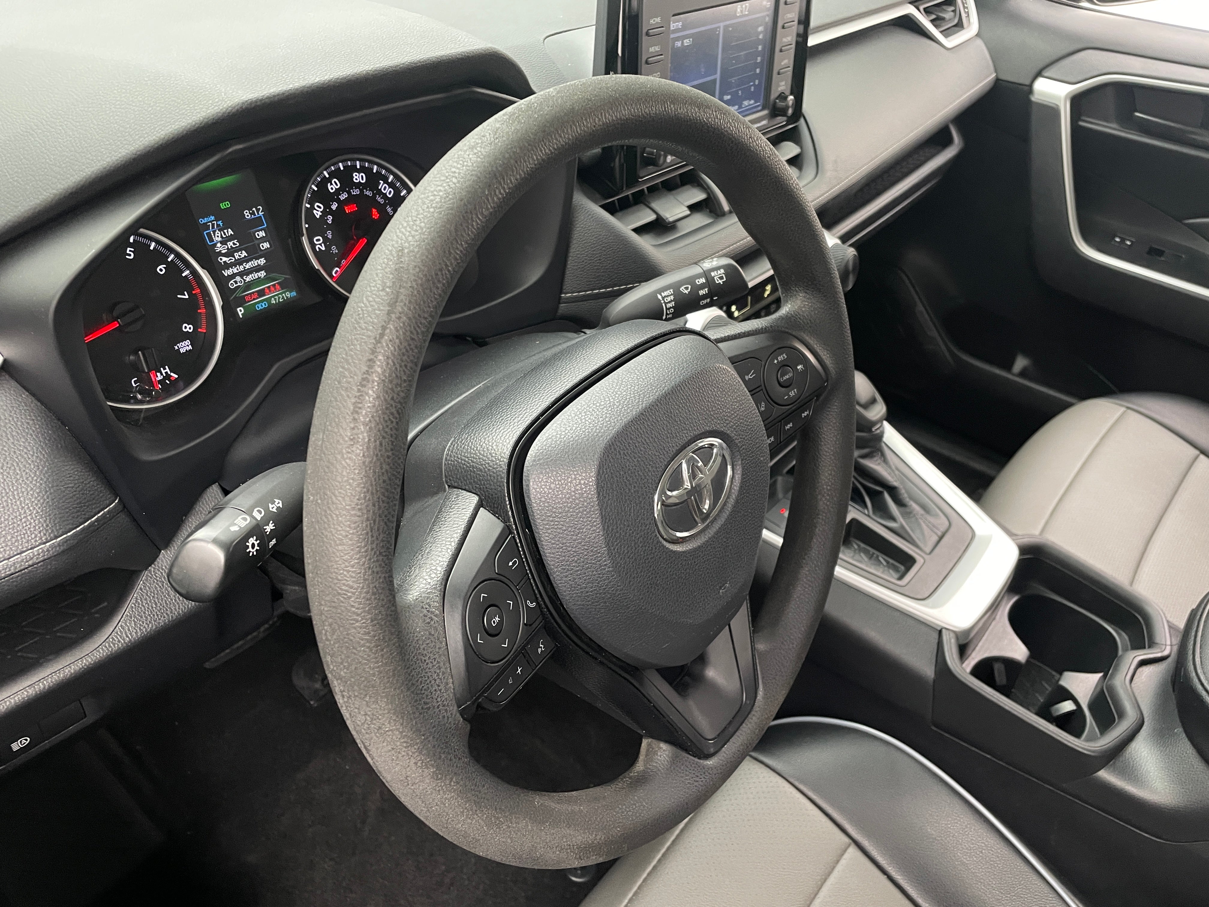 2021 Toyota RAV4 LE 4