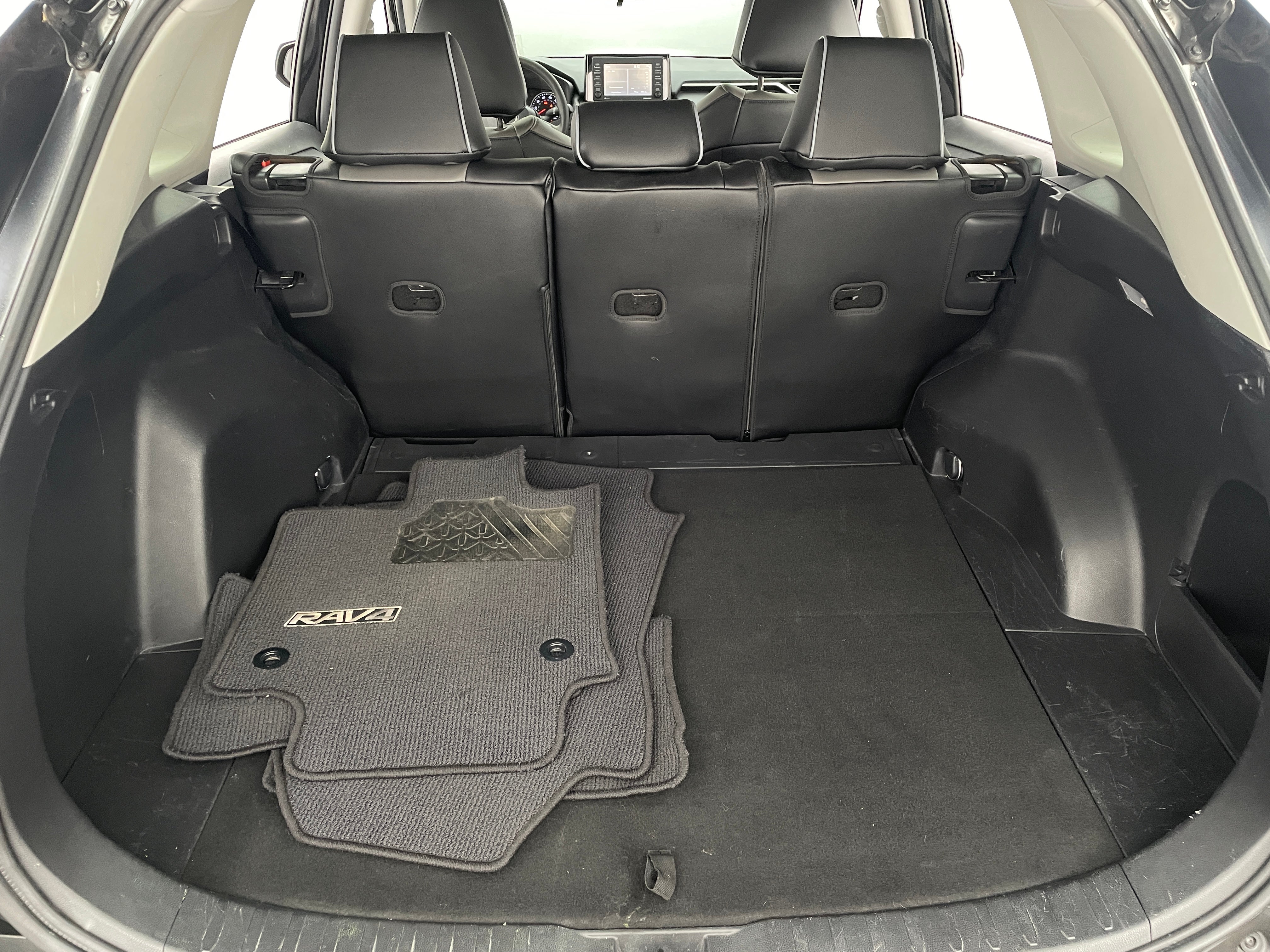 2021 Toyota RAV4 LE 6