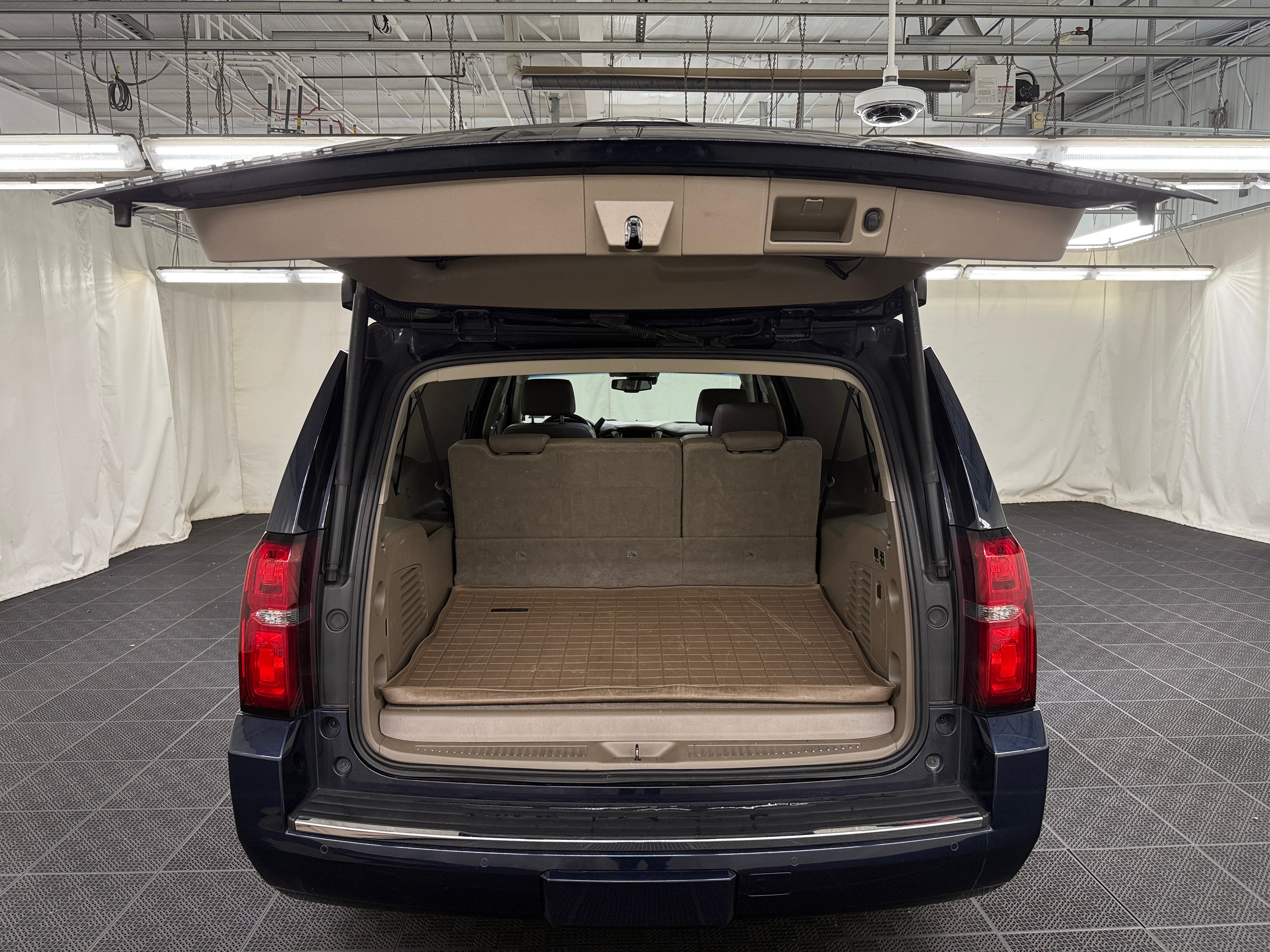 2020 Chevrolet Suburban Premier 6