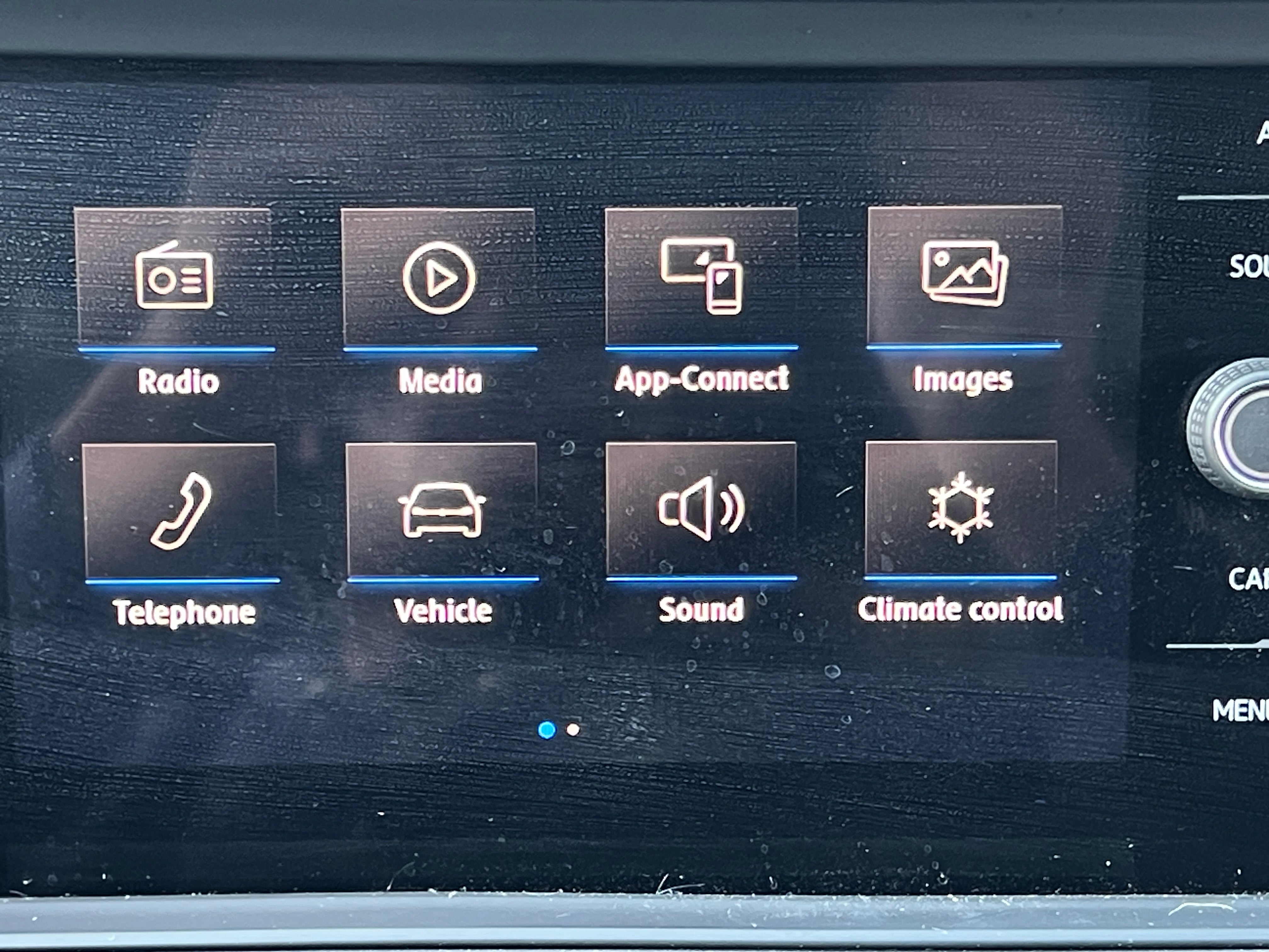 2019 Volkswagen Jetta SEL 3