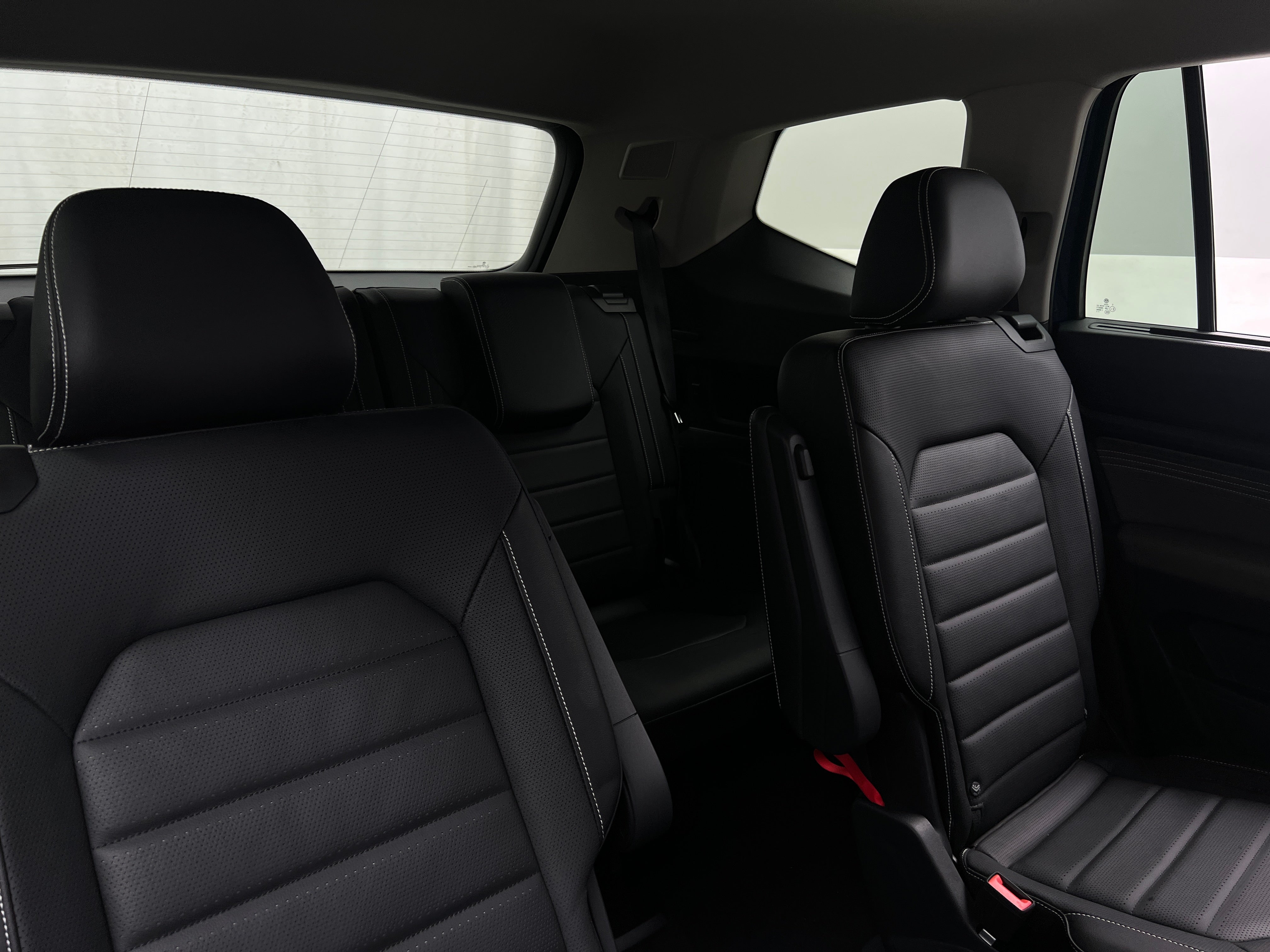 2023 Volkswagen Atlas SEL 5