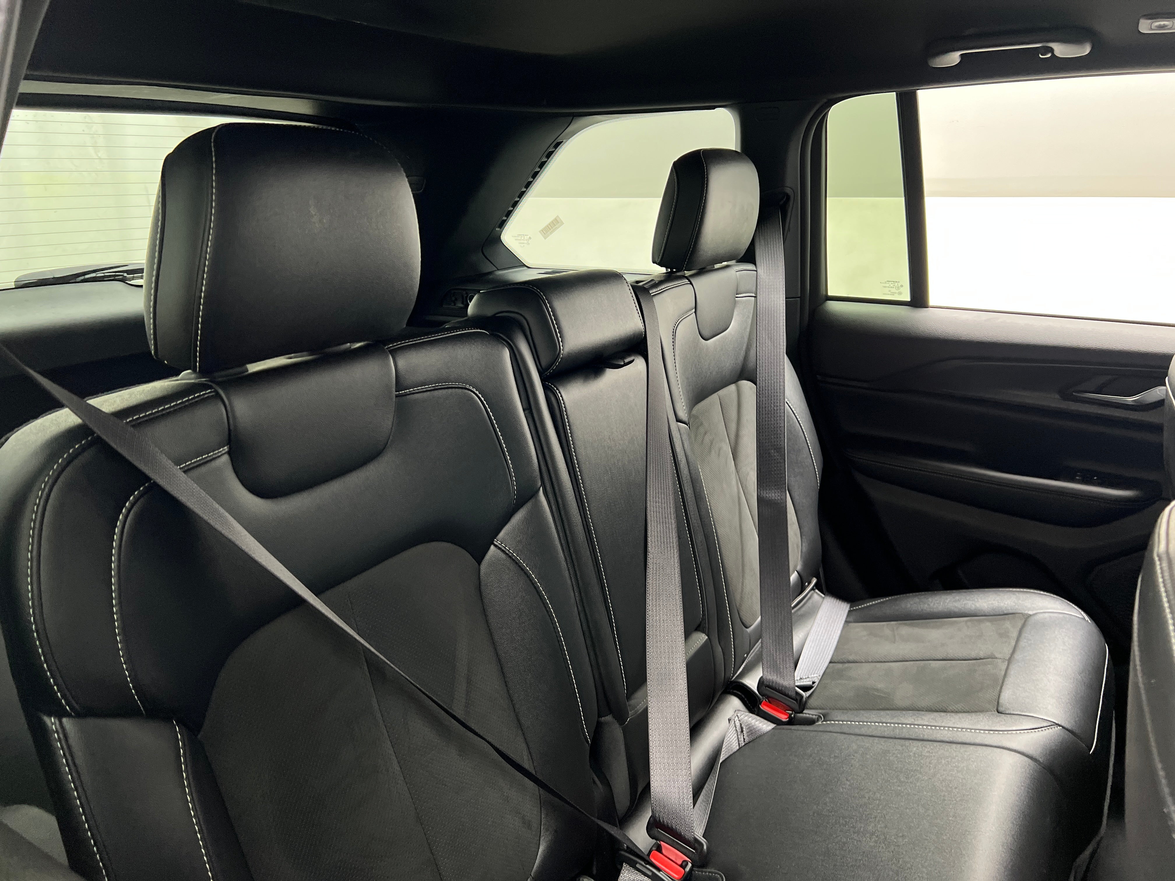 2024 Jeep Grand Cherokee Altitude 5