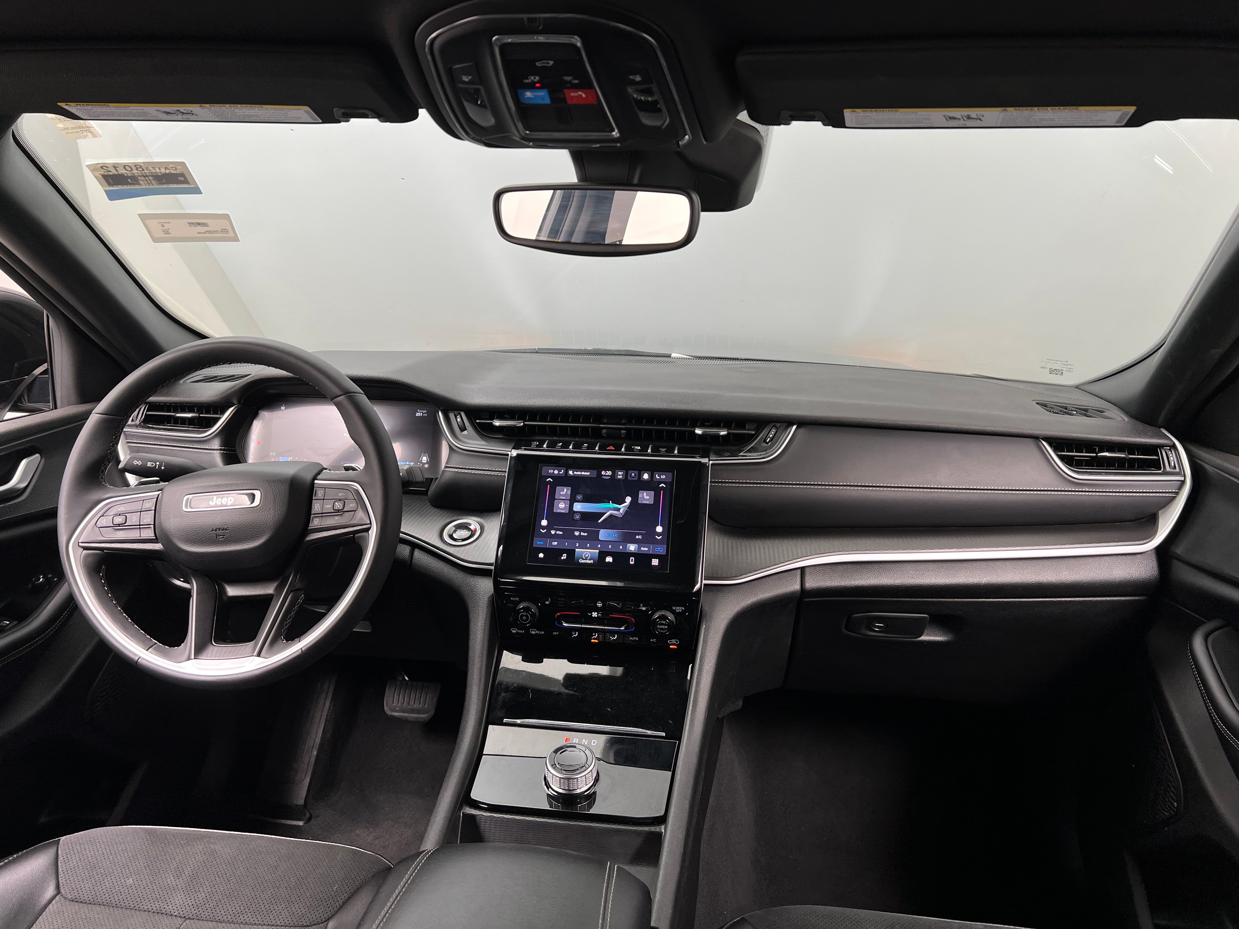 2024 Jeep Grand Cherokee Altitude 2
