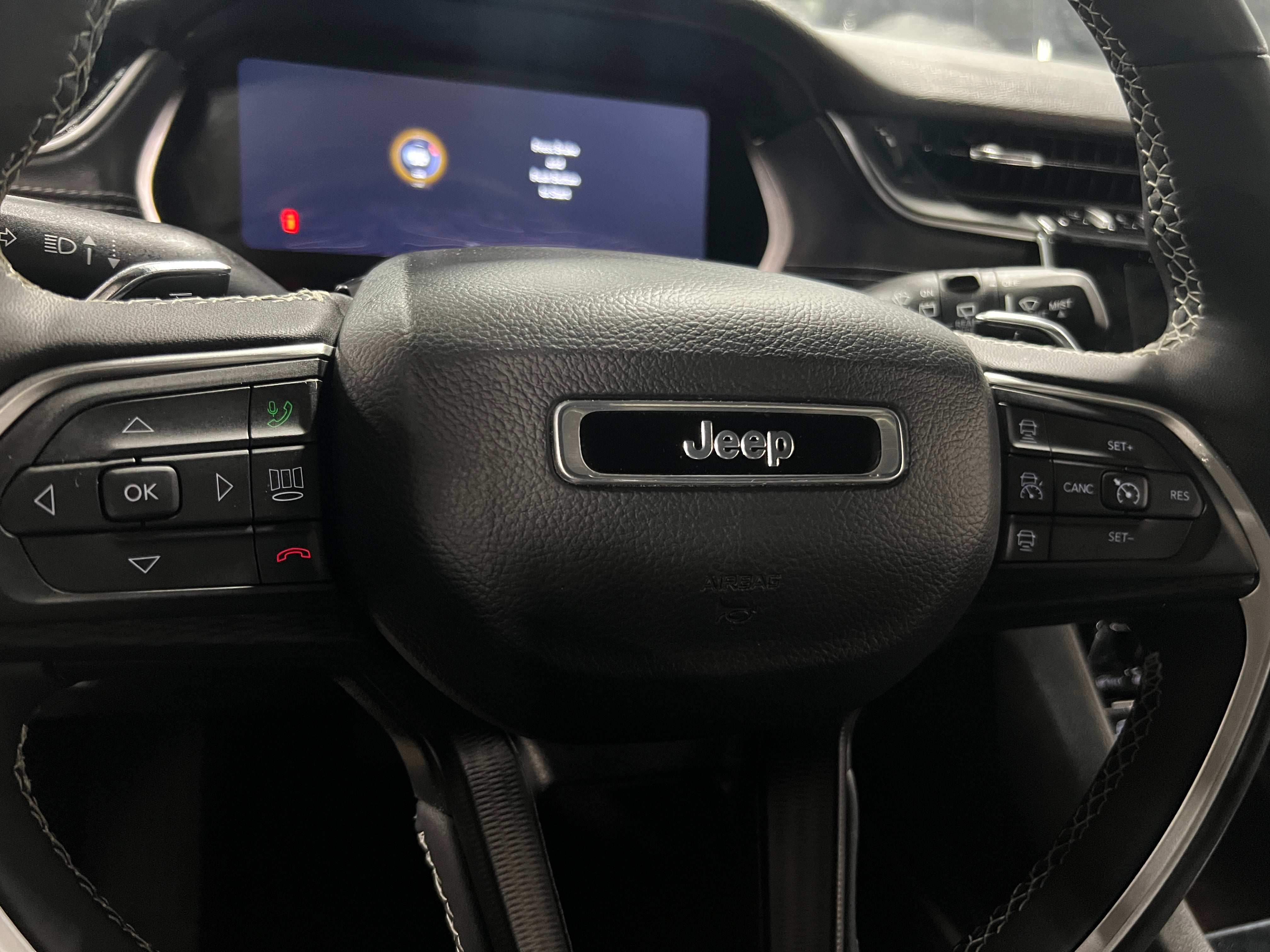 2024 Jeep Grand Cherokee Altitude 4