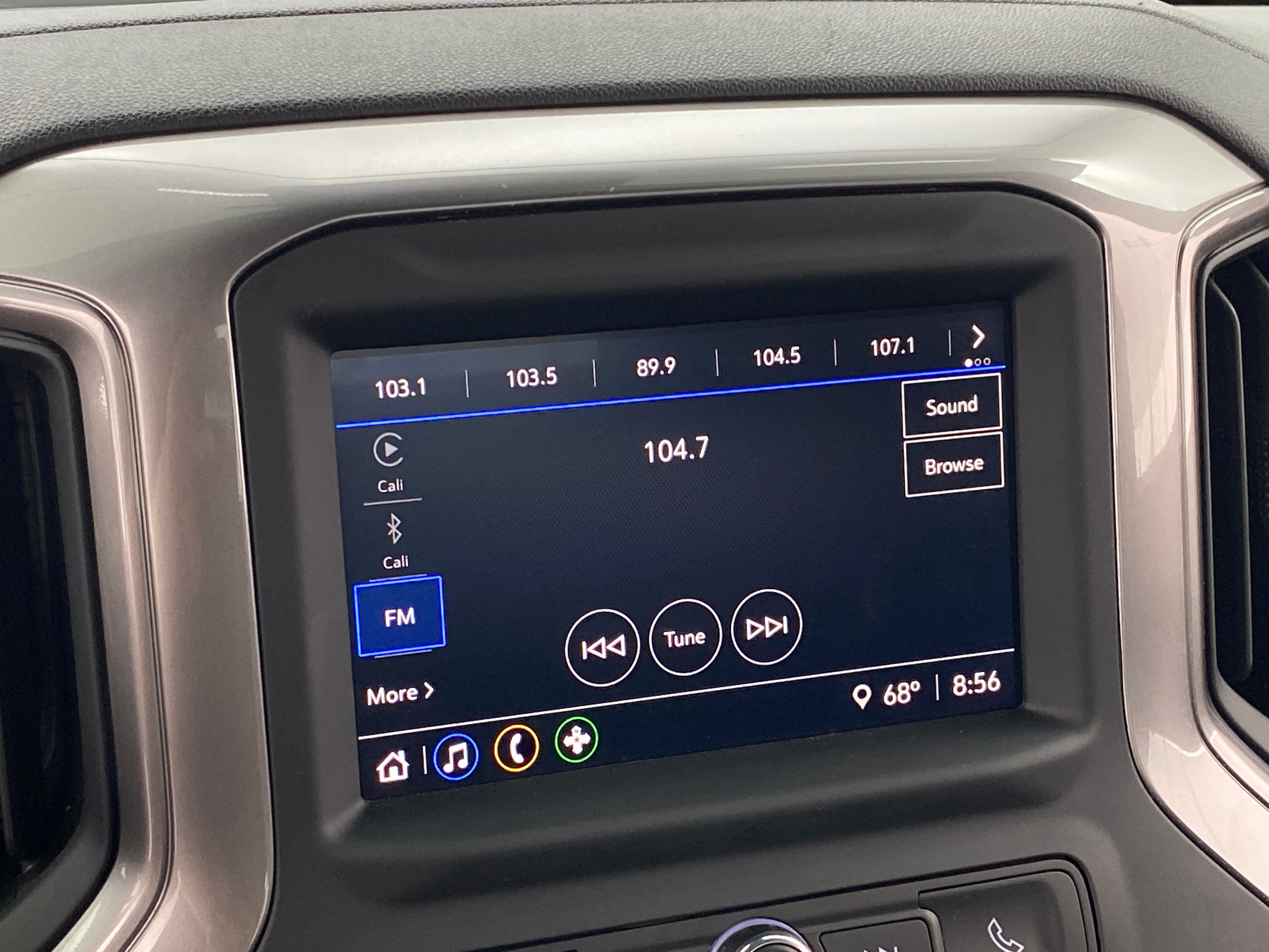 2024 Chevrolet Silverado 1500 Work Truck 2