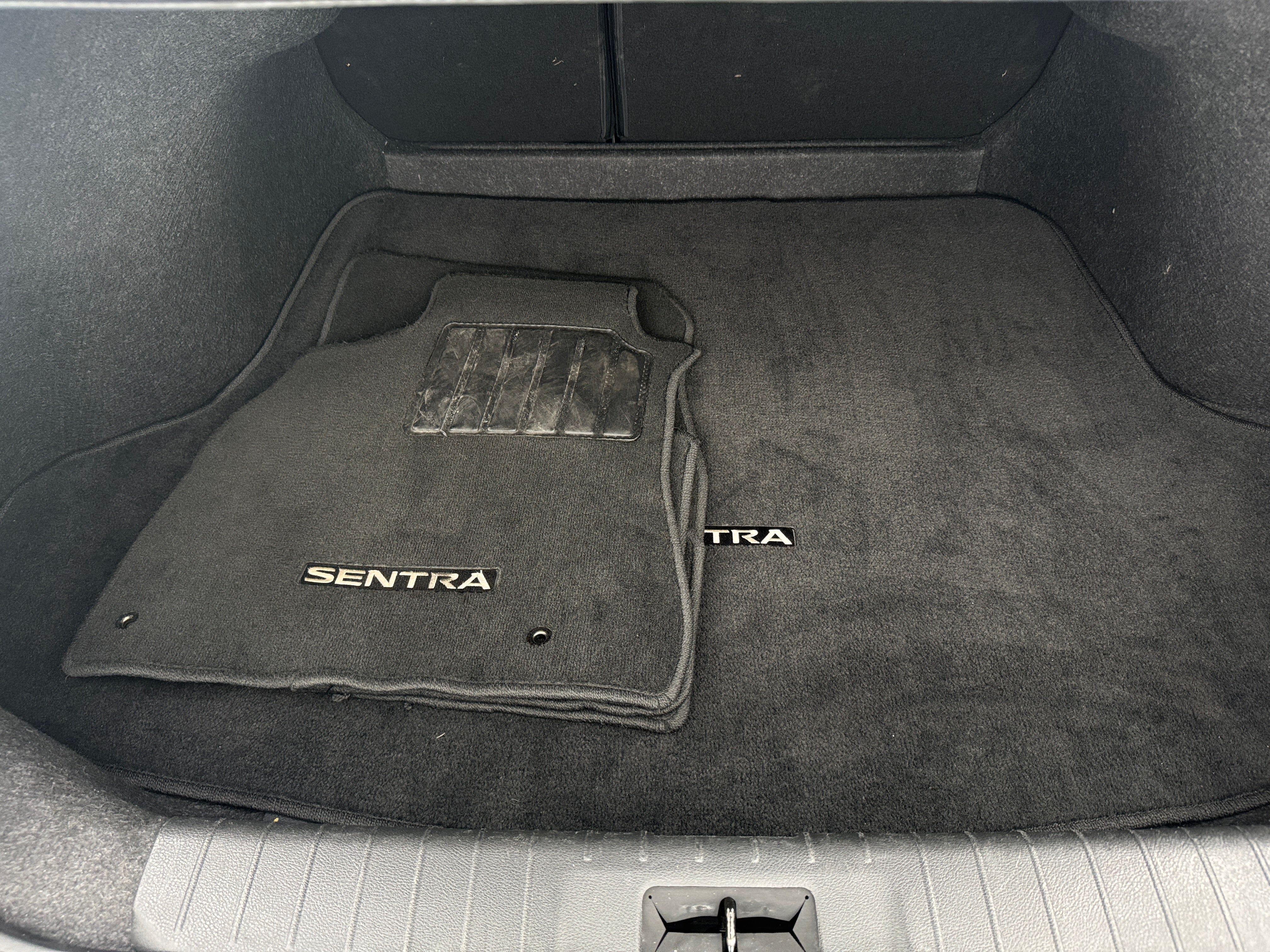 2024 Nissan Sentra SV 7