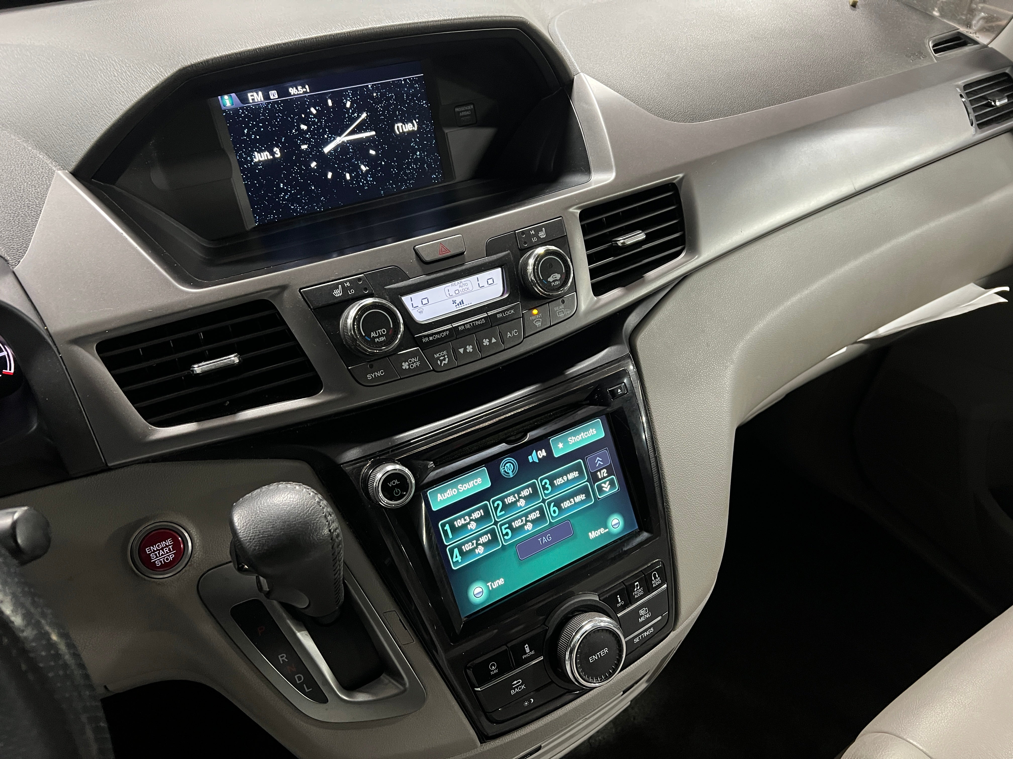 2015 Honda Odyssey Touring 3