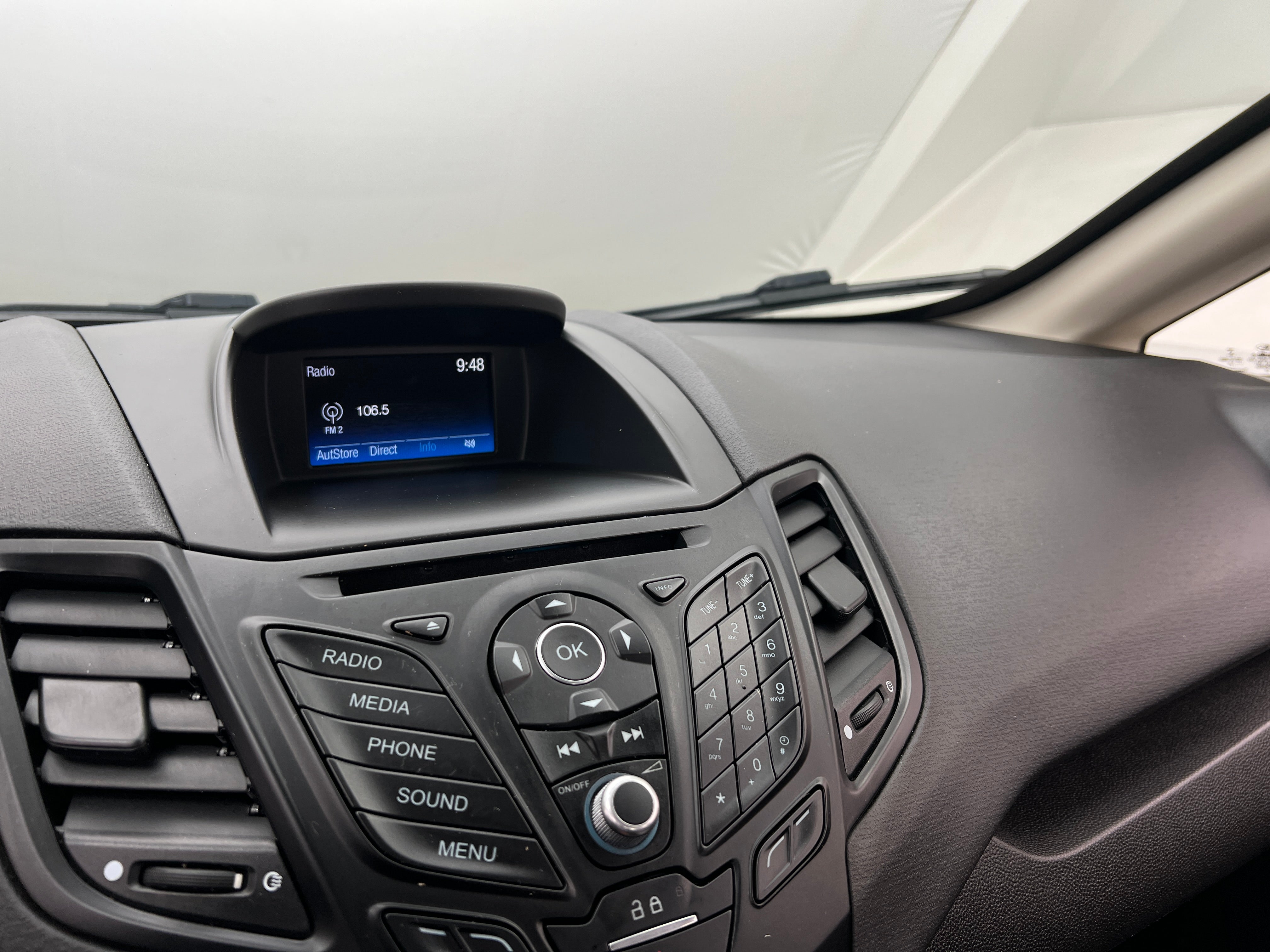 2019 Ford Fiesta S 4