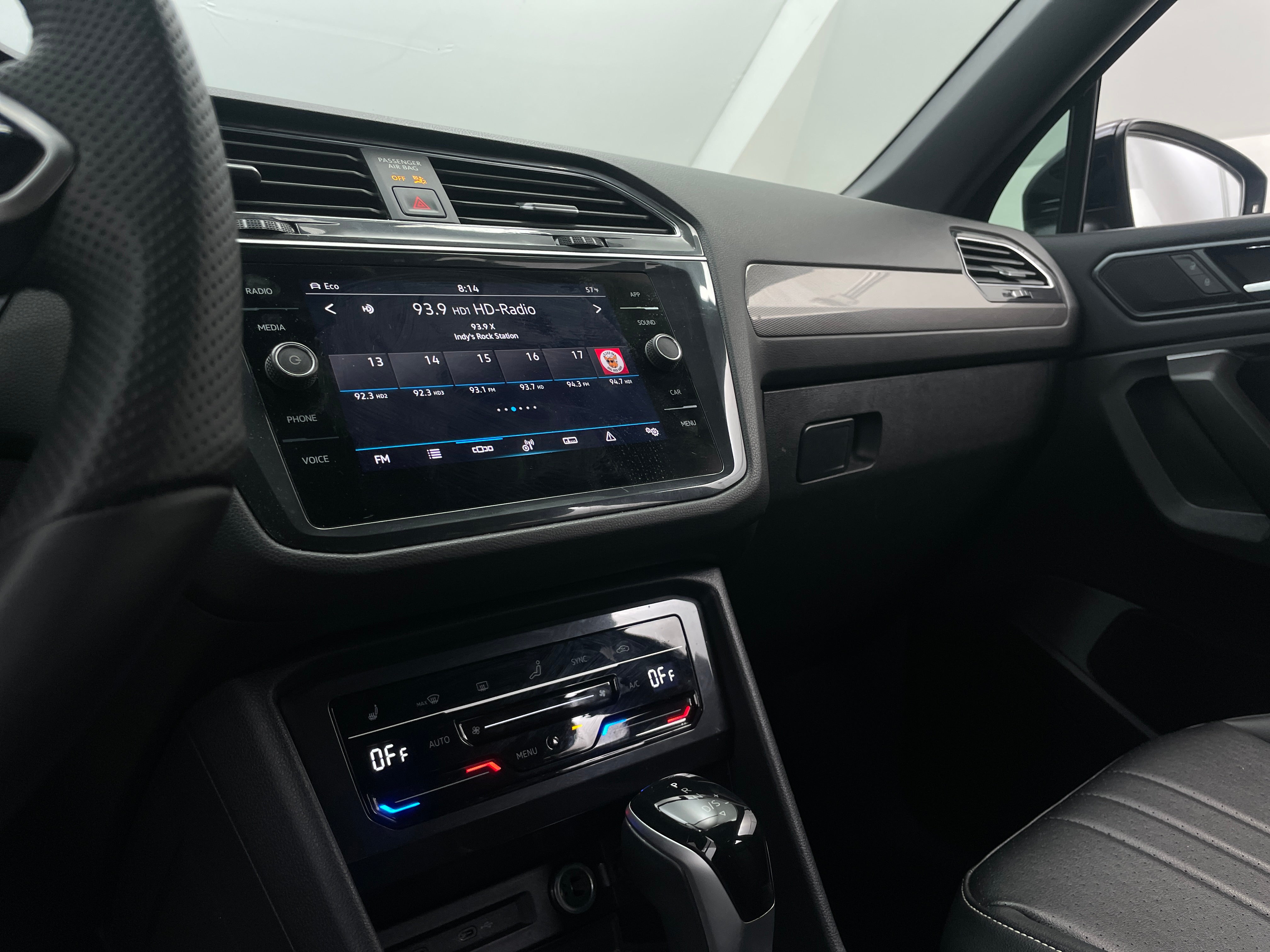 2022 Volkswagen Tiguan SE R-Line Black 3