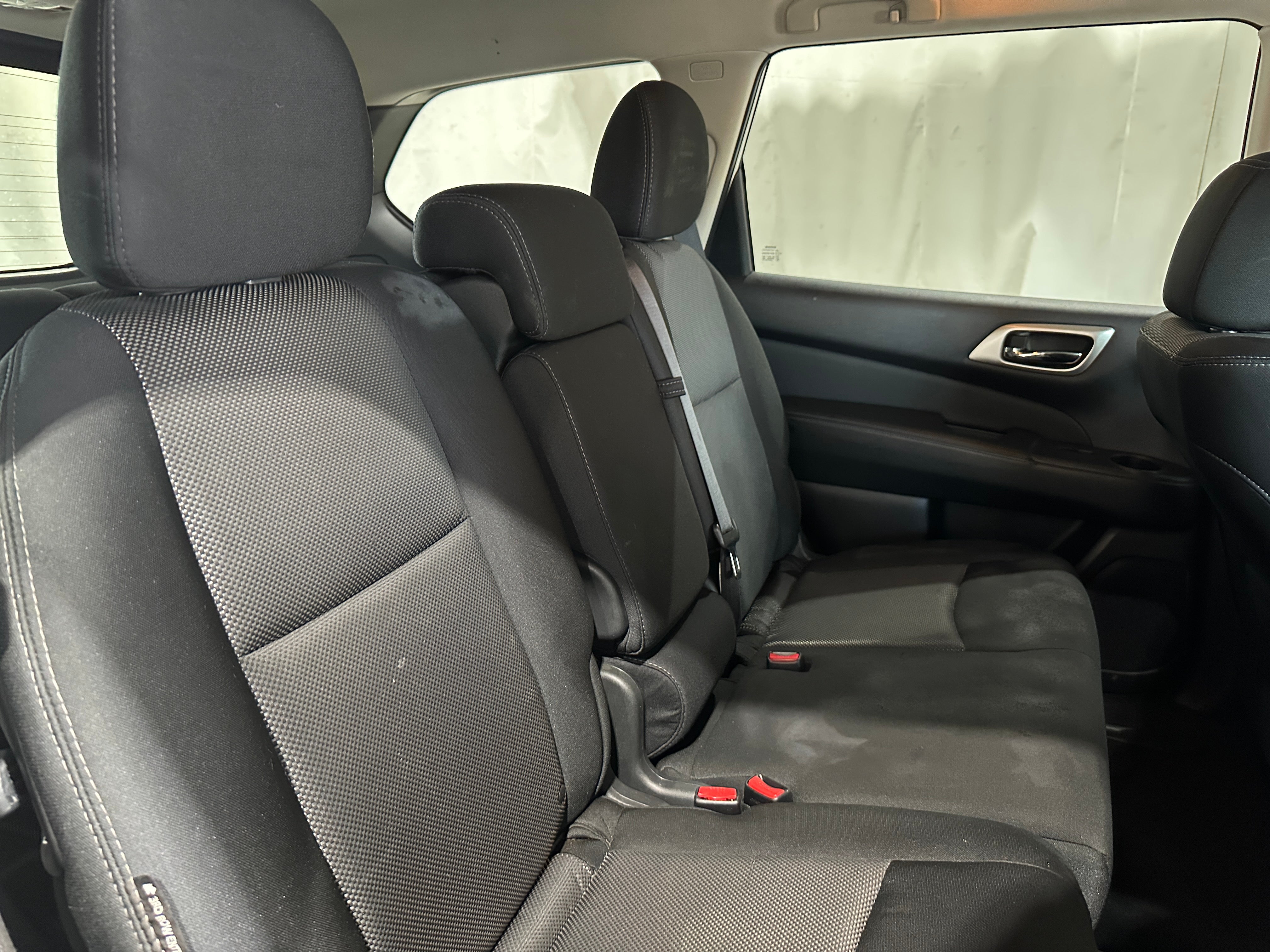 2018 Nissan Pathfinder S 6