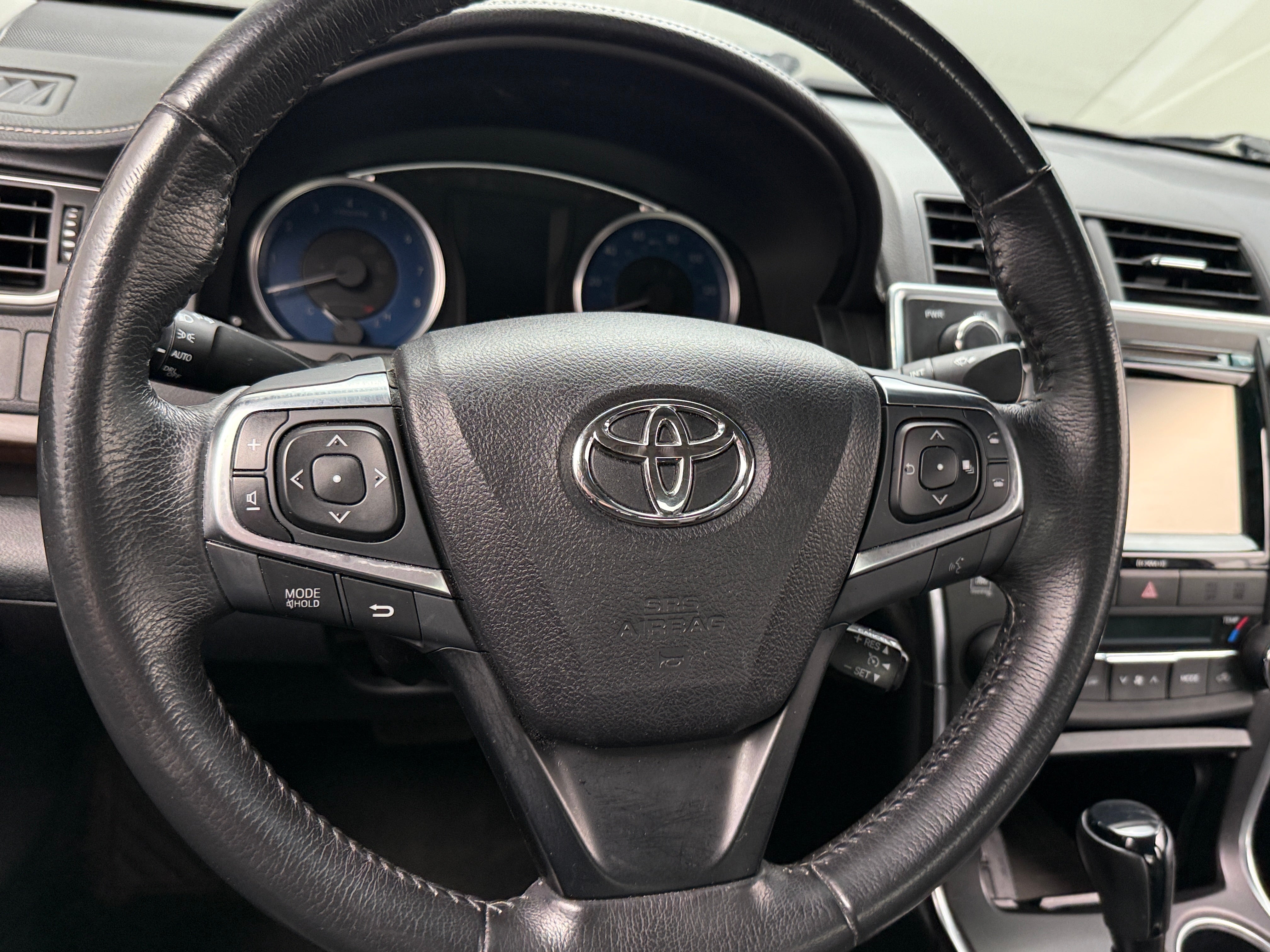 2017 Toyota Camry XLE 5