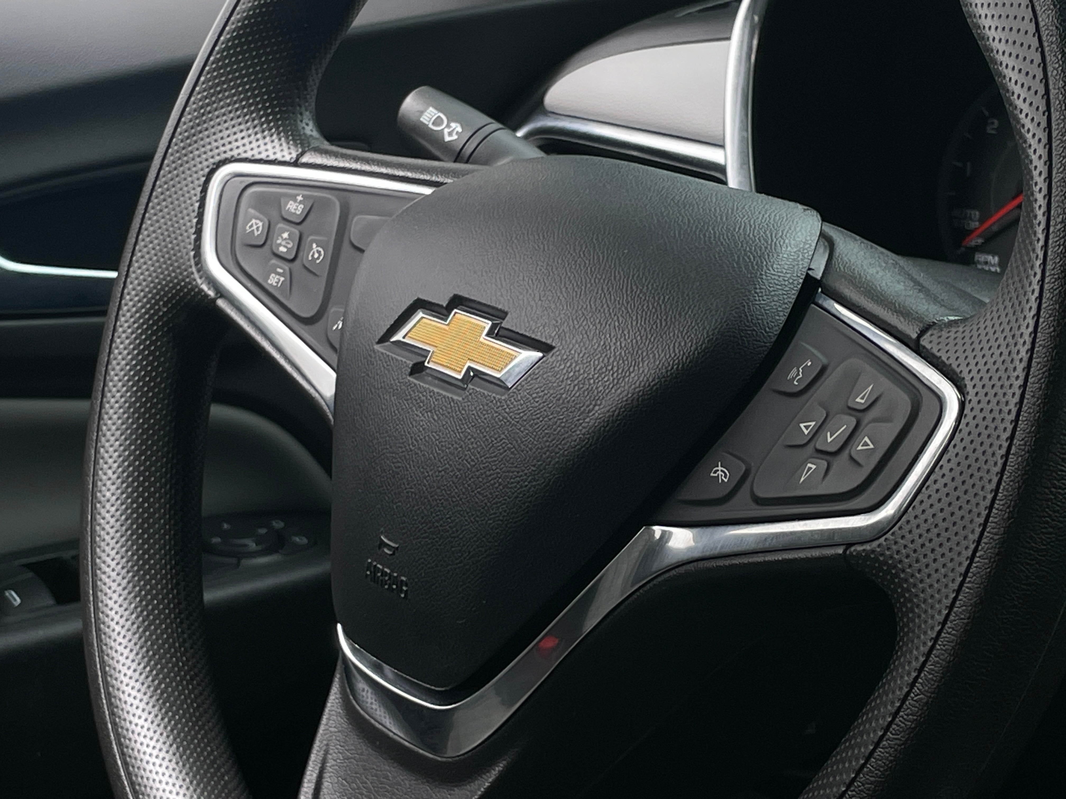 2021 Chevrolet Equinox LS 4