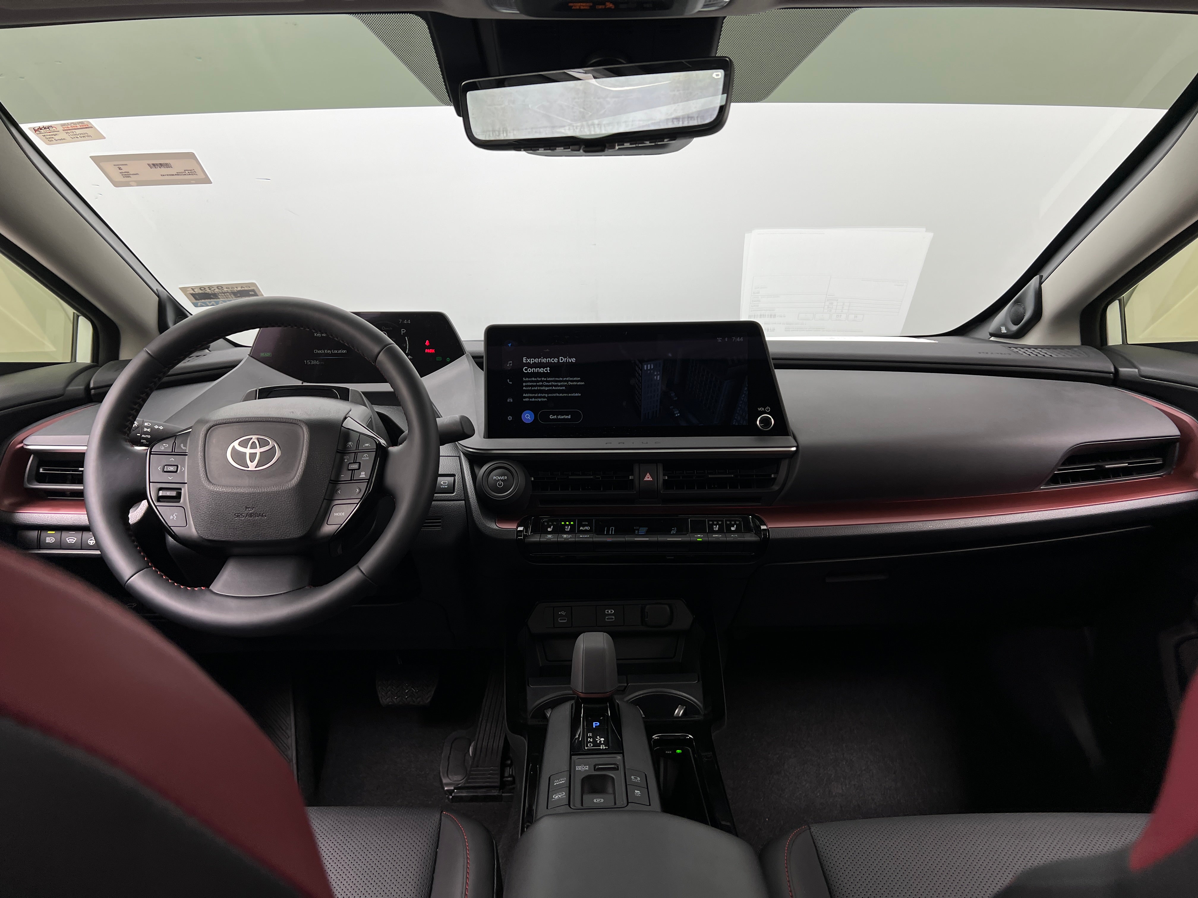 2024 Toyota Prius Prime Premium 2