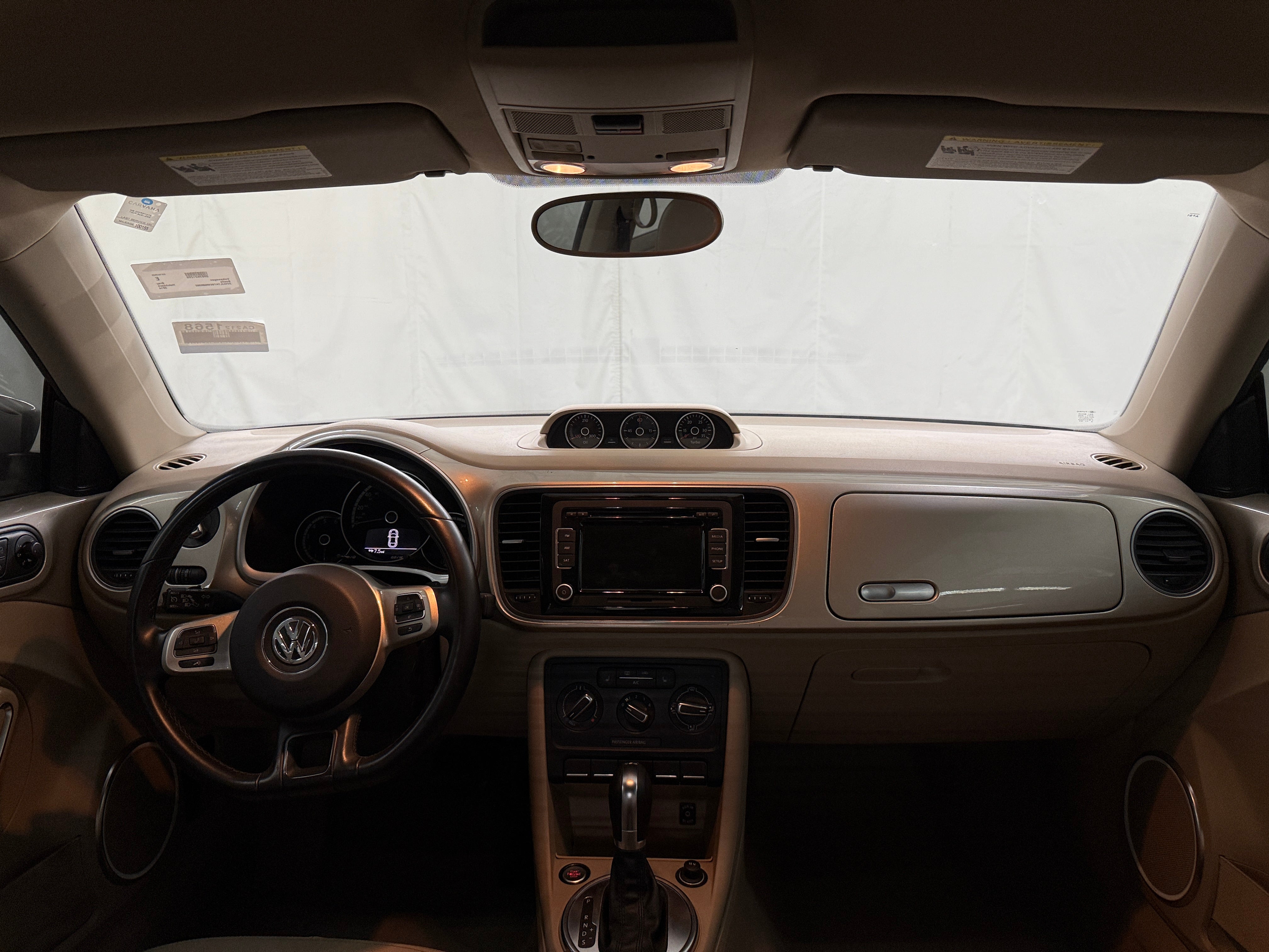 2014 Volkswagen Beetle  2