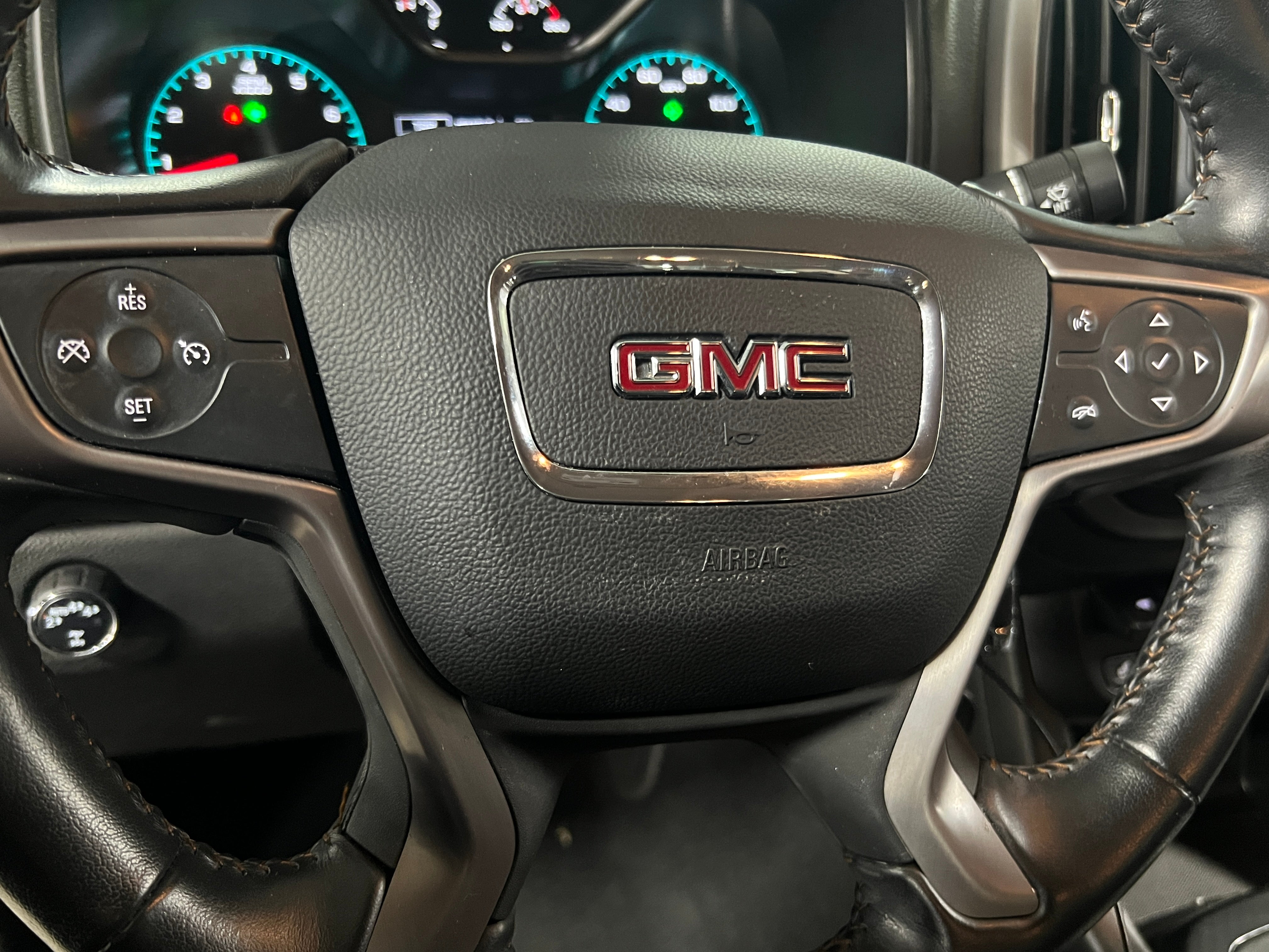 2022 GMC Canyon AT4 5