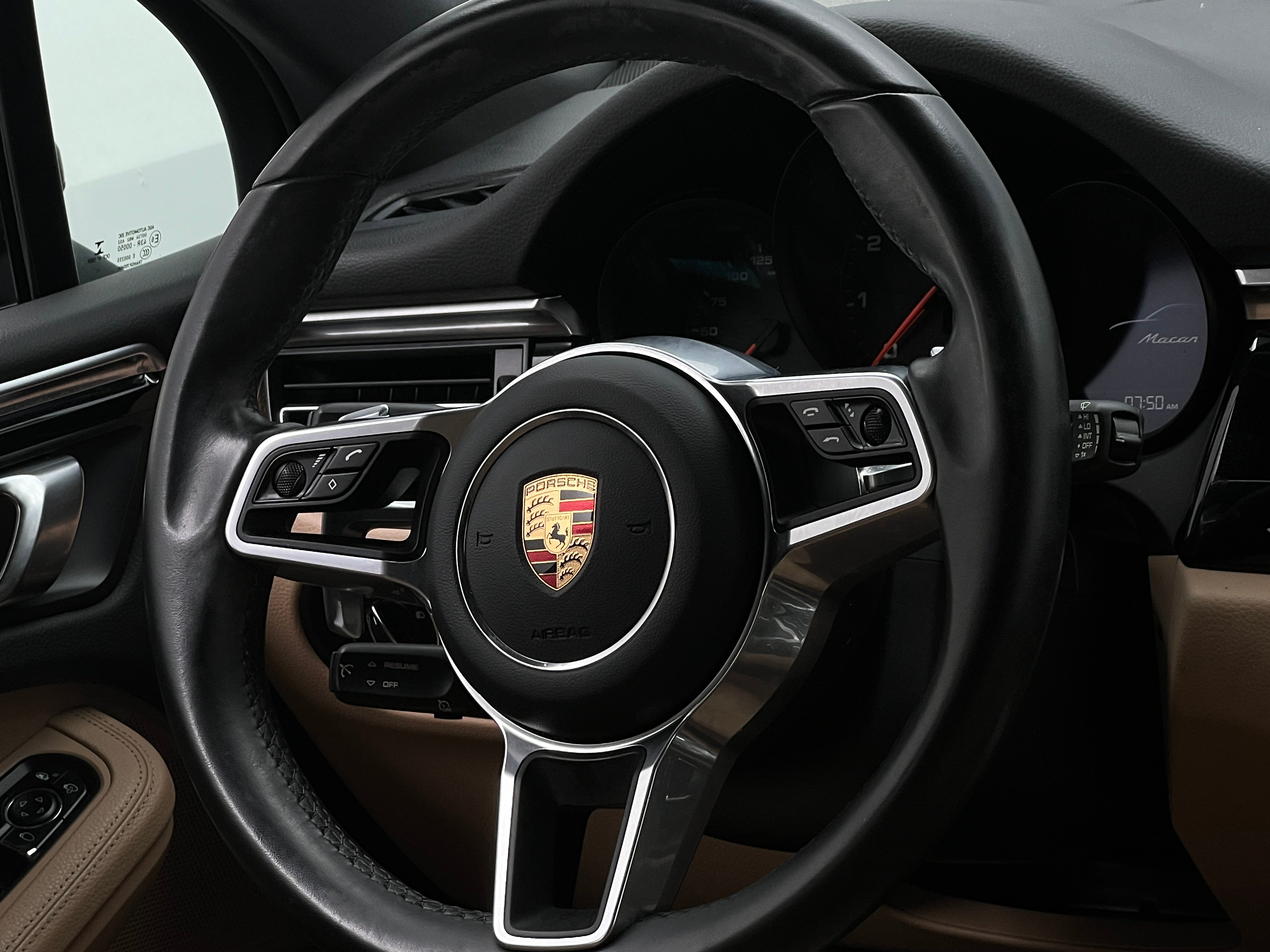 2020 Porsche Macan Base 4