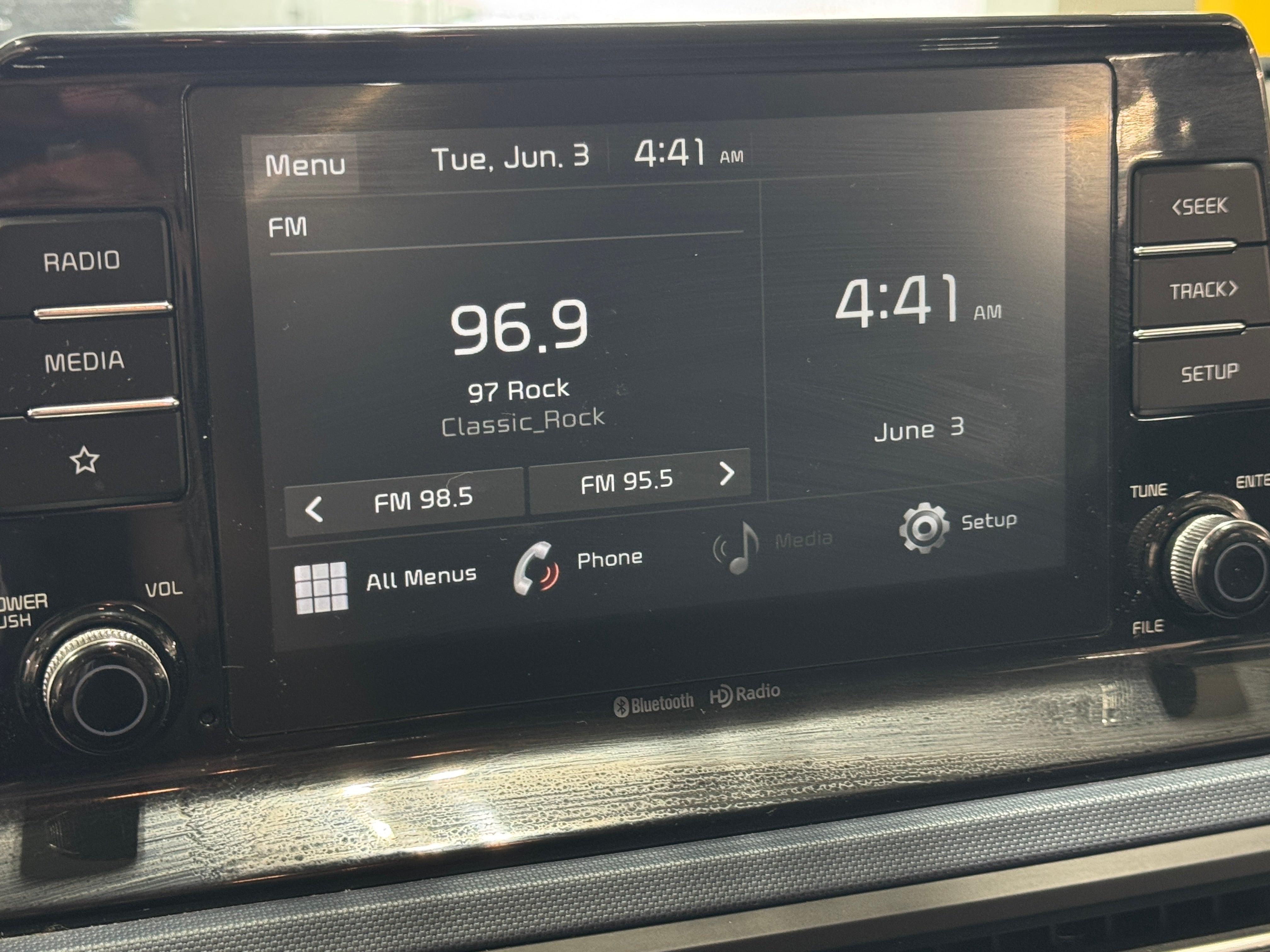 2021 Kia Seltos S 3