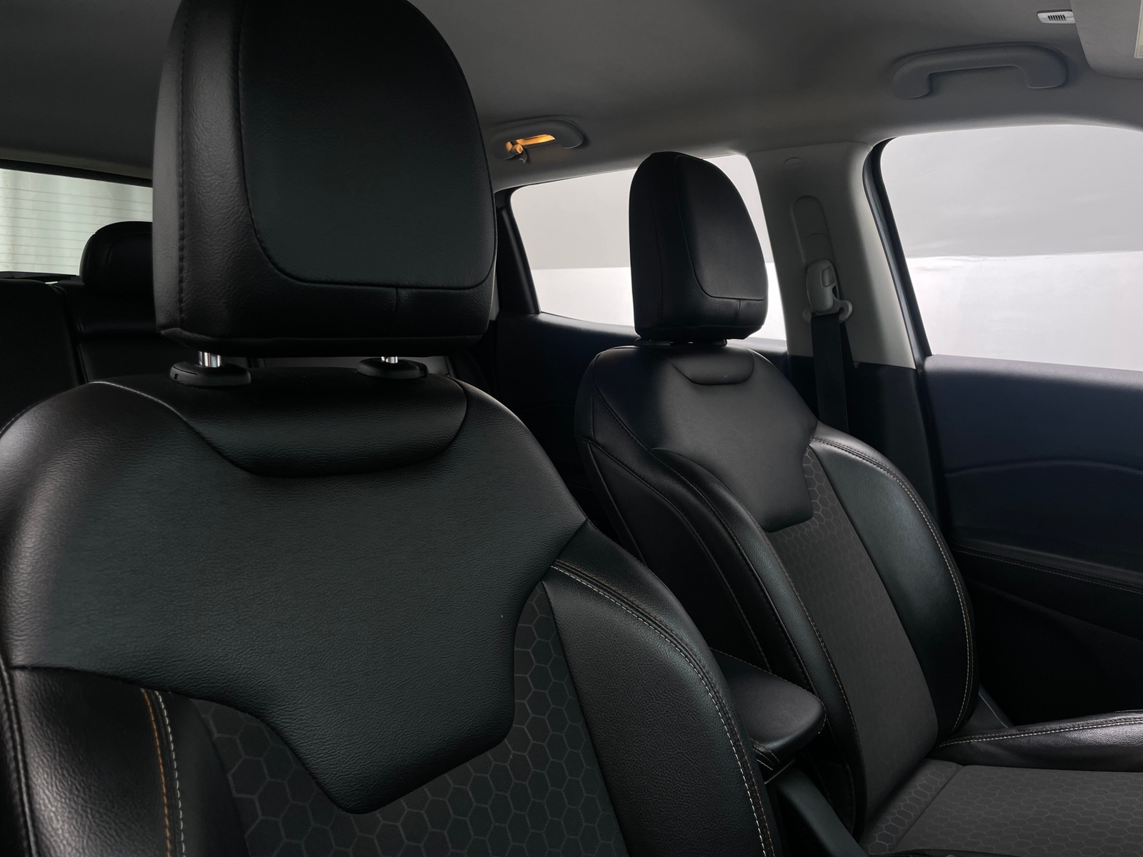 Thumbnail: 2019 Jeep Compass - 2