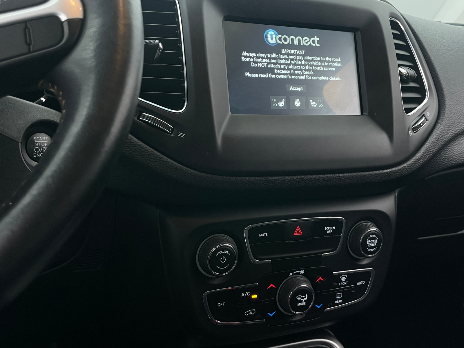 Thumbnail: 2019 Jeep Compass - 4