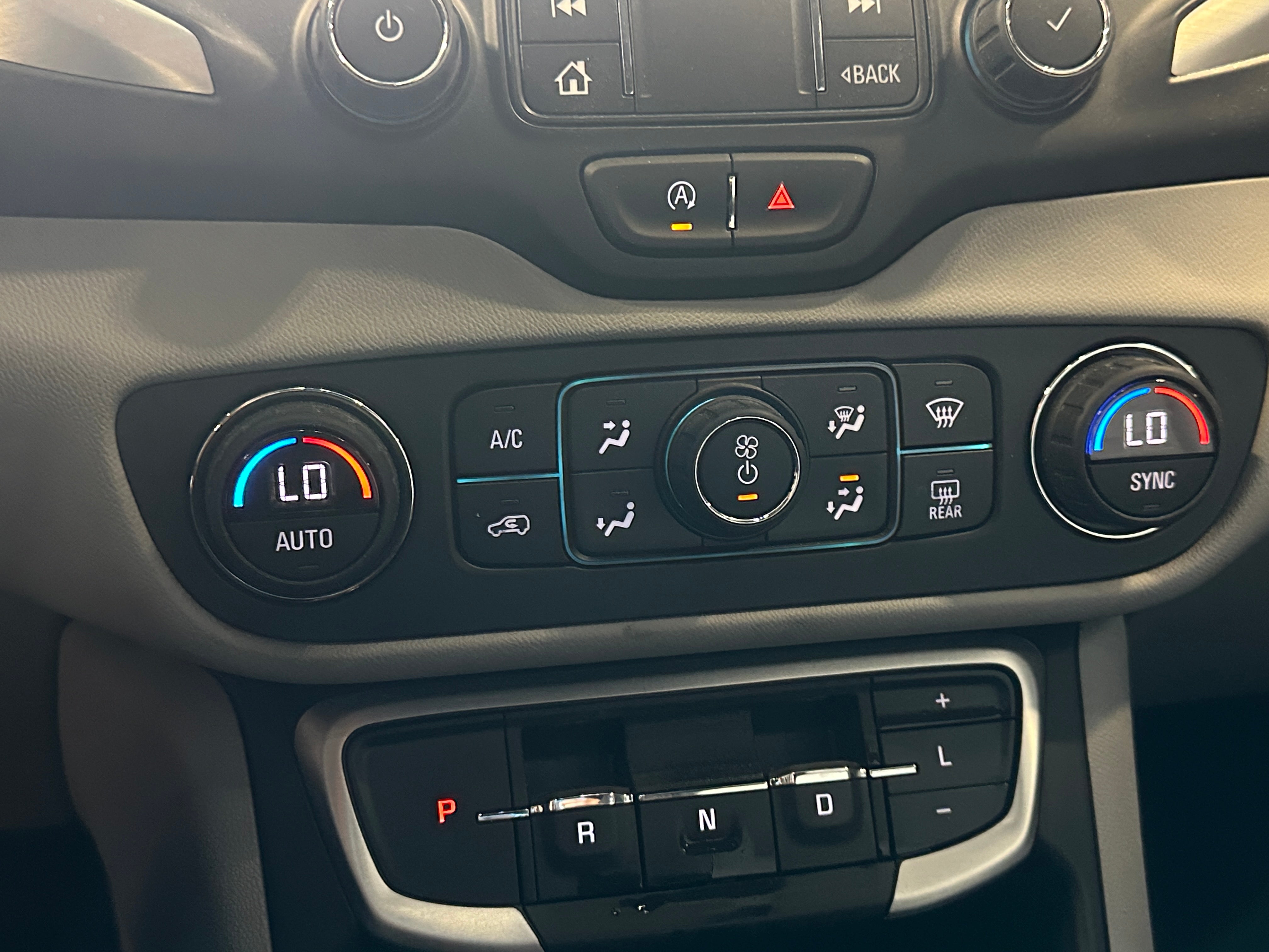 2022 GMC Terrain SLT 3