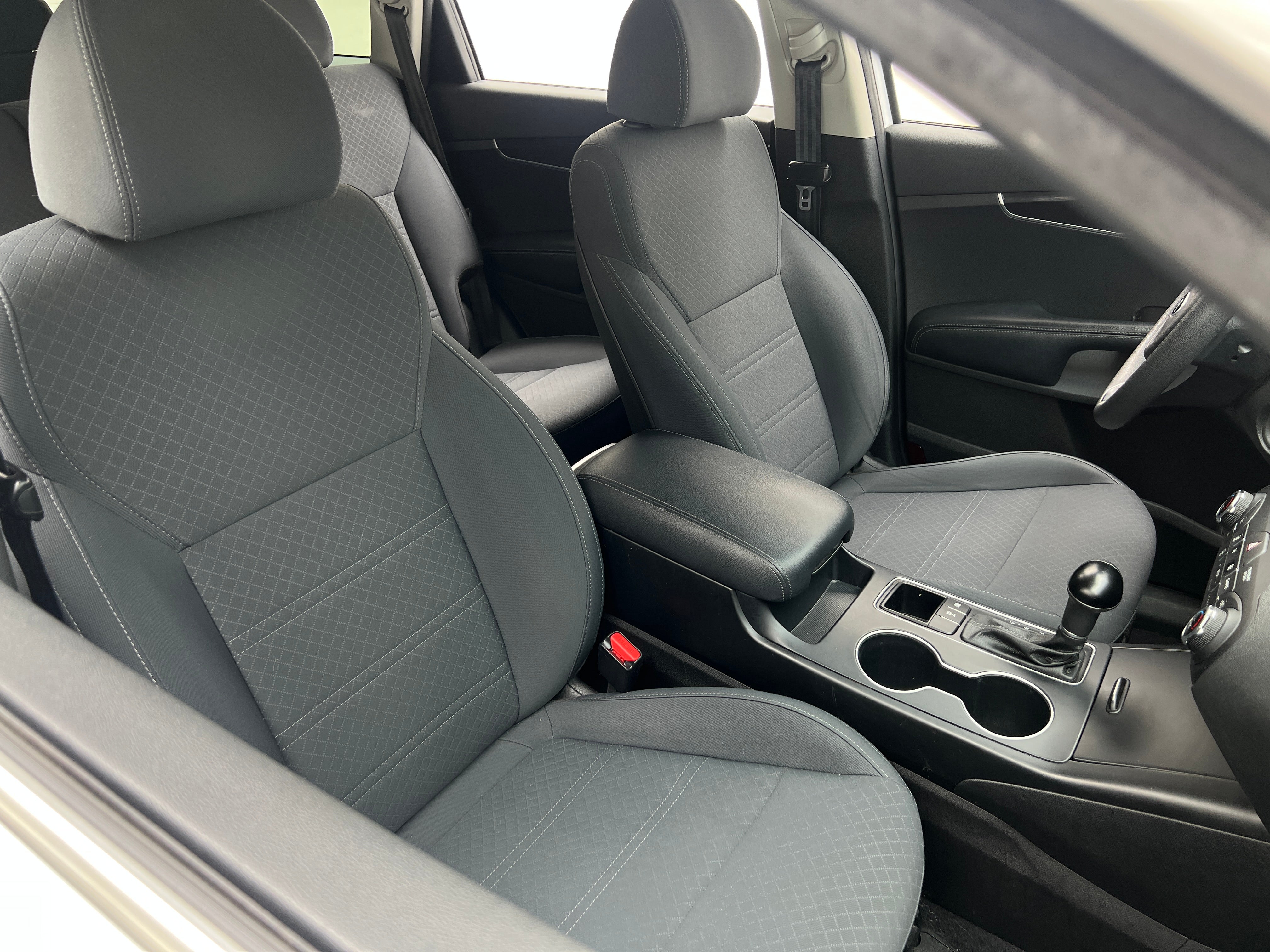 2018 Kia Sorento LX 2