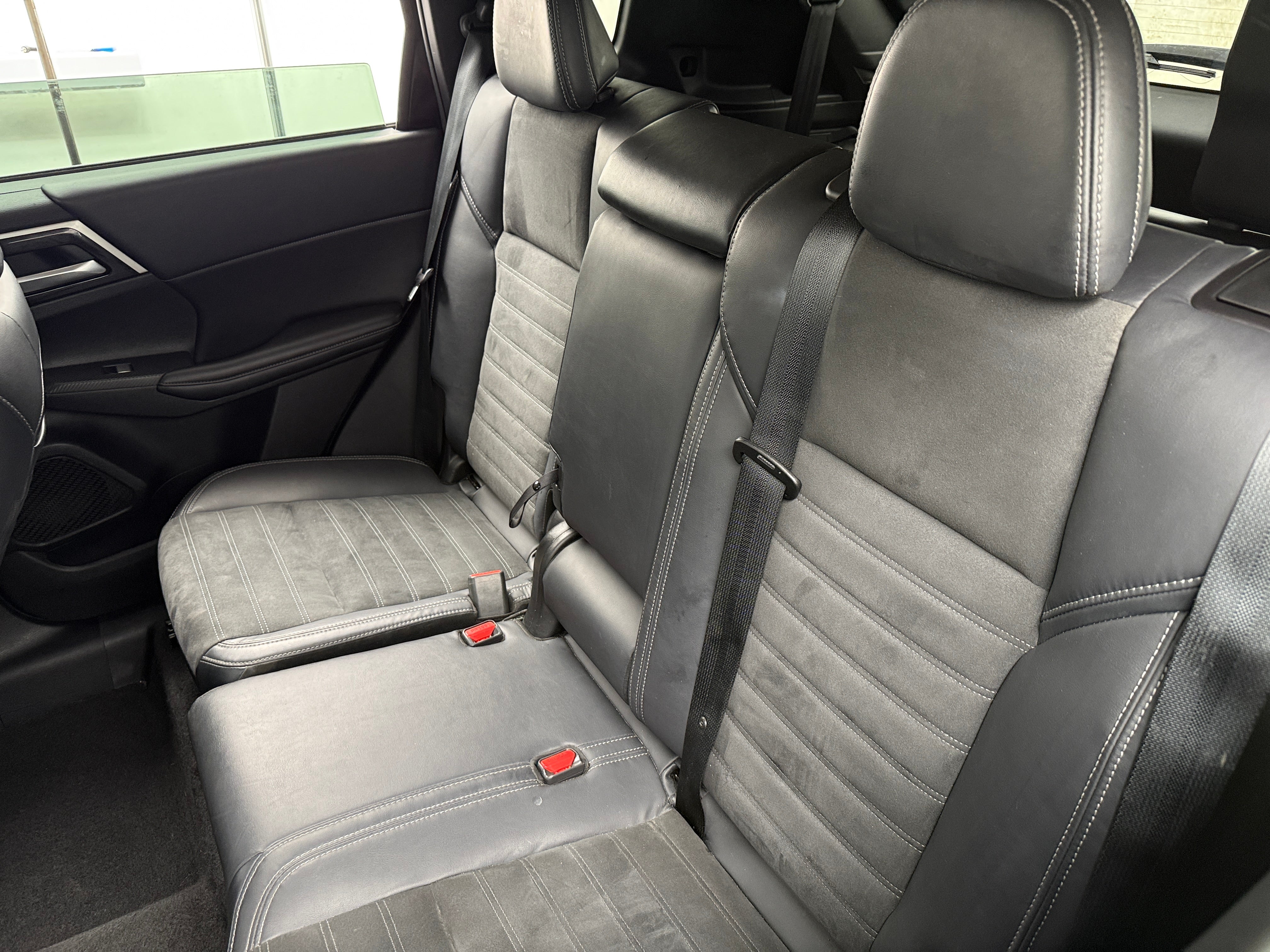 2022 Mitsubishi Outlander SE 5