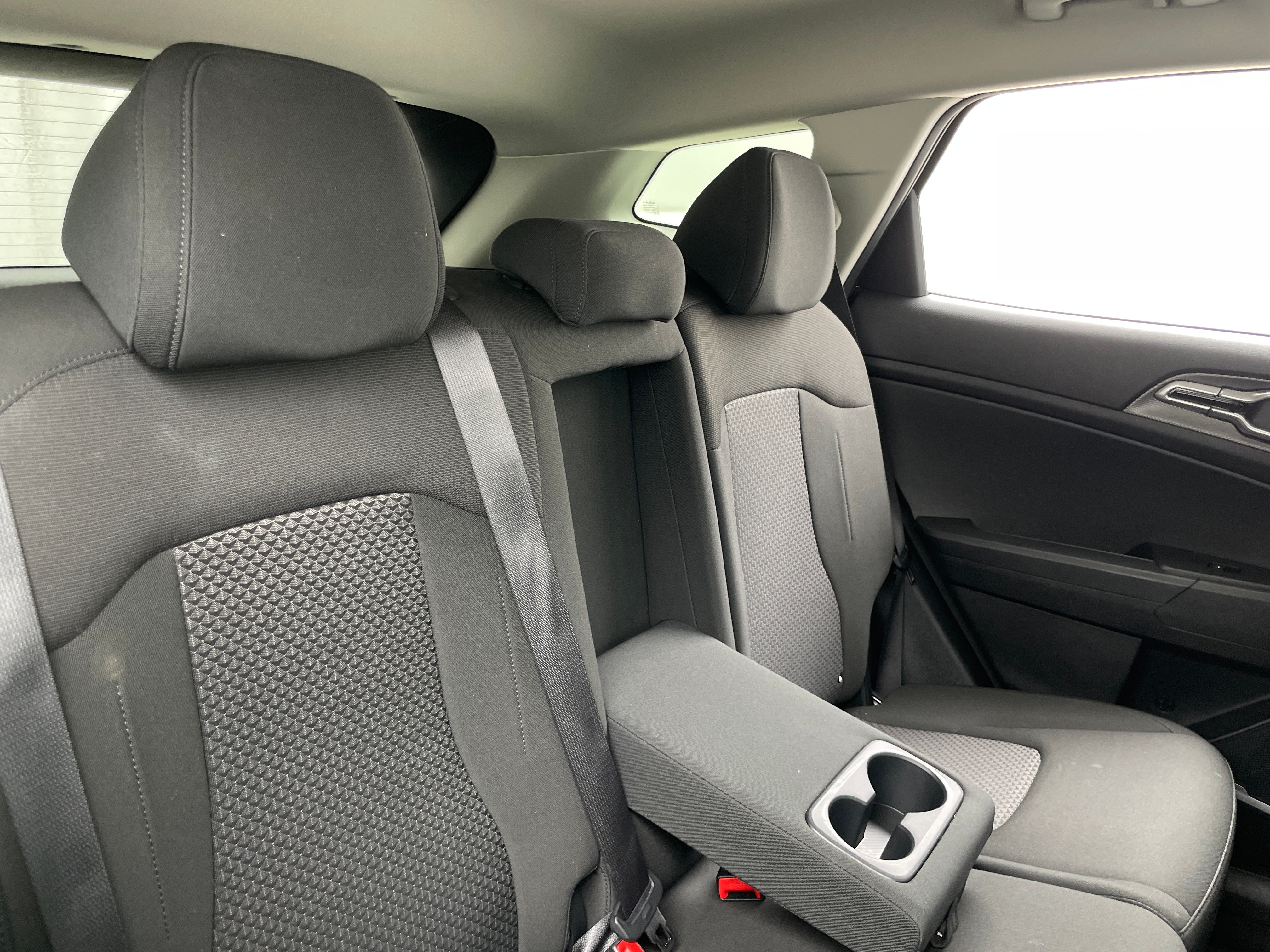 2024 Kia Sportage LX 6